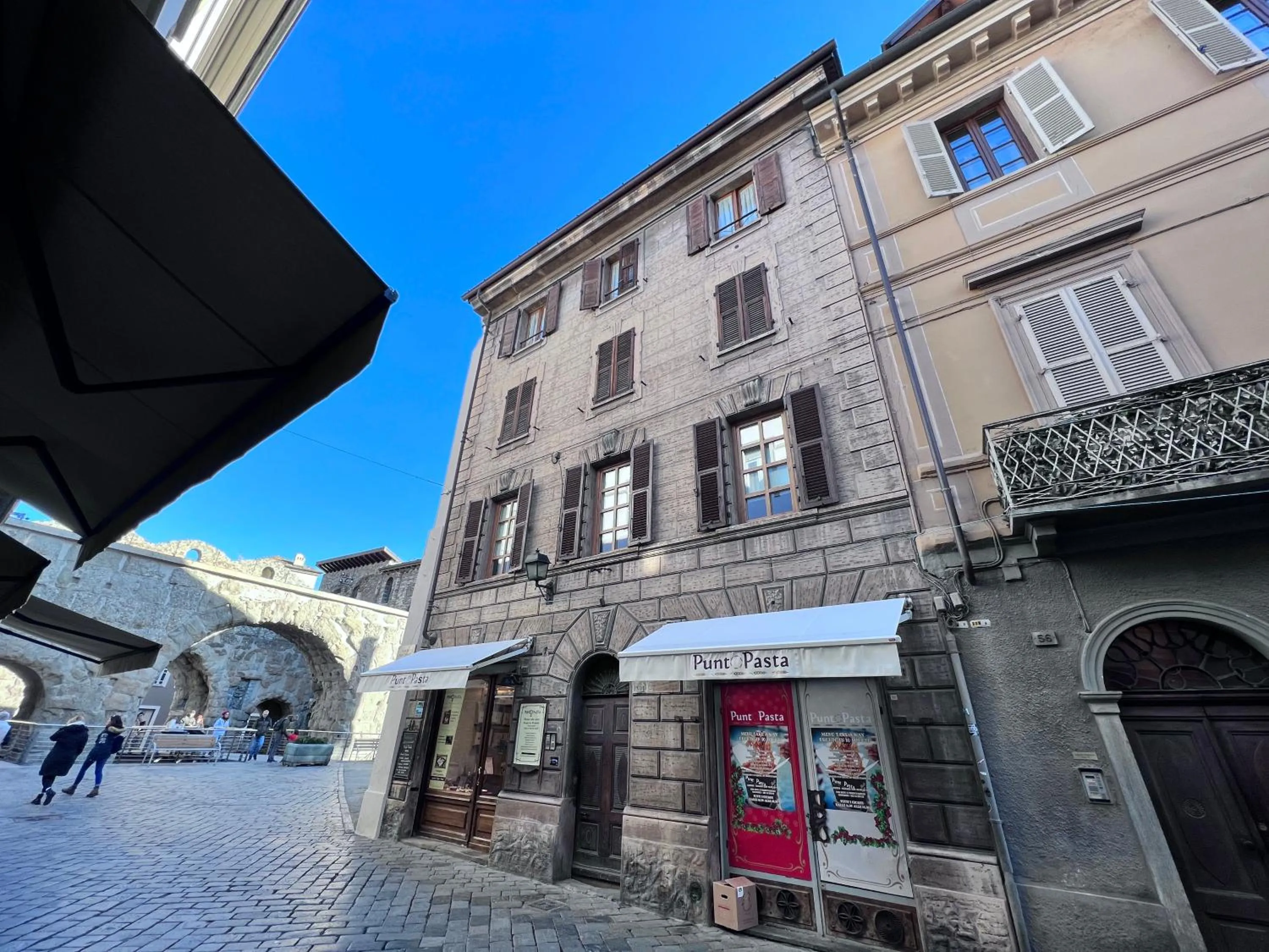 Property building in Le Porte luxury apartment