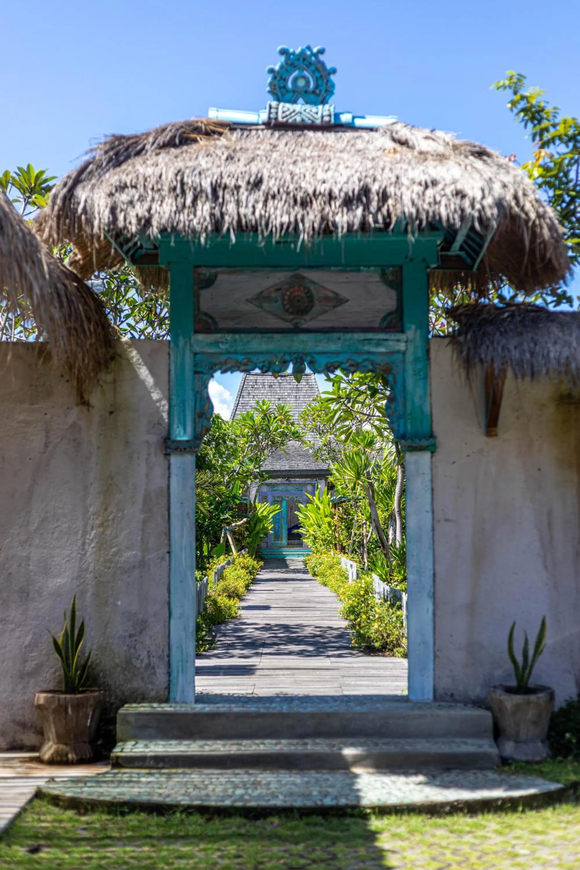 Facade/entrance in Casa Batu Belig