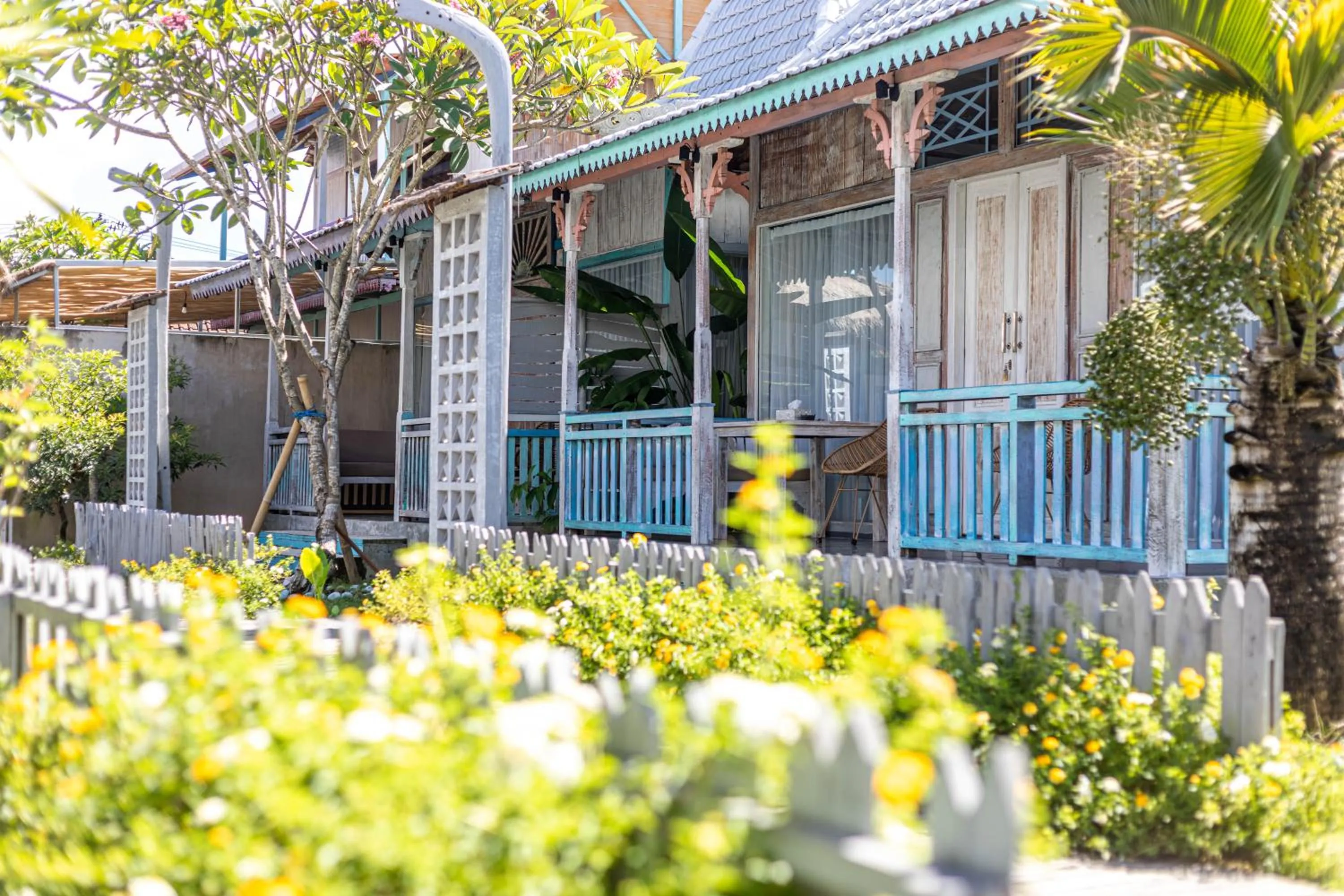 Property building in Casa Batu Belig