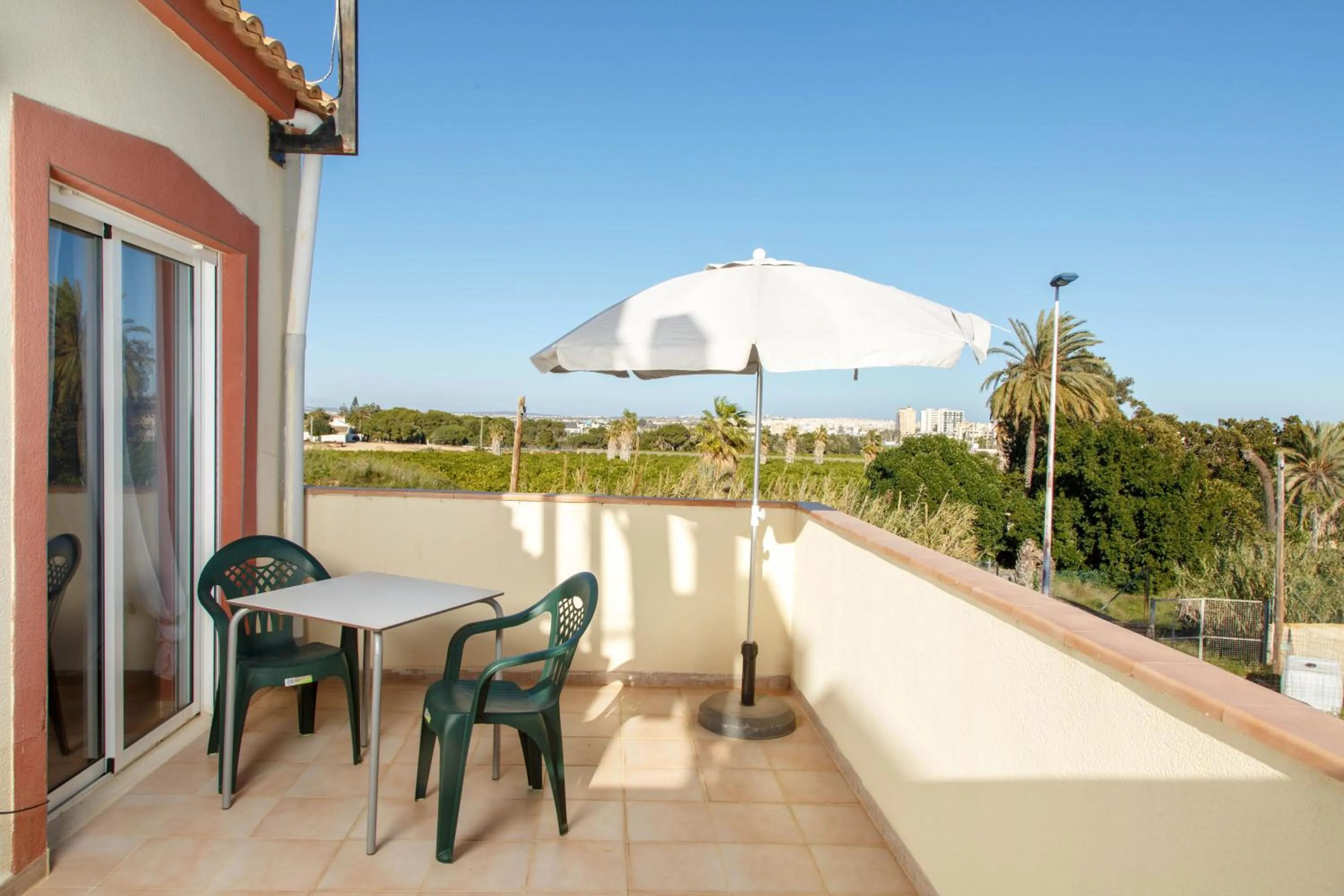 Patio in Laguna Salada Hotel Apartamento