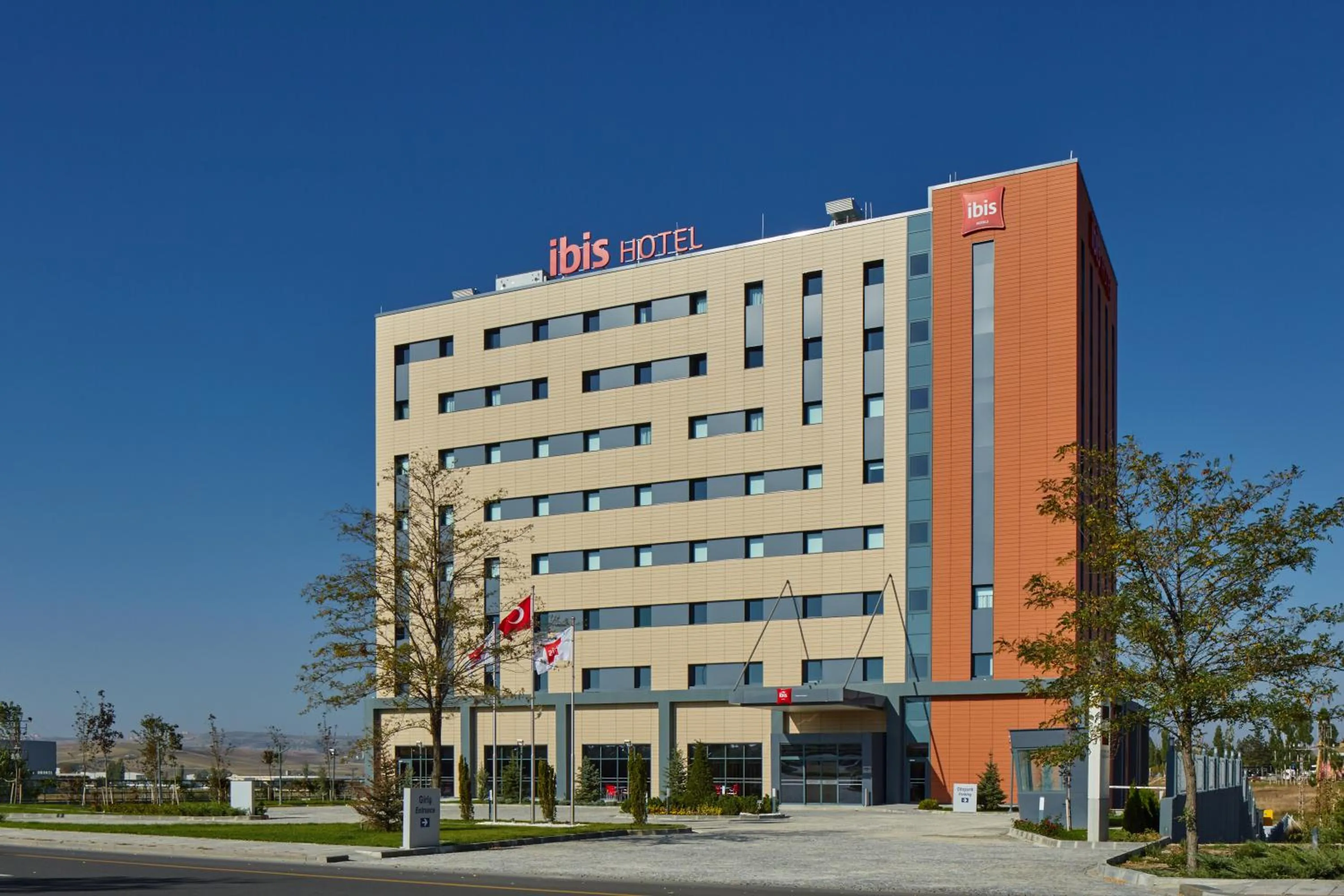 Facade/entrance in ibis Ankara Airport Hotel