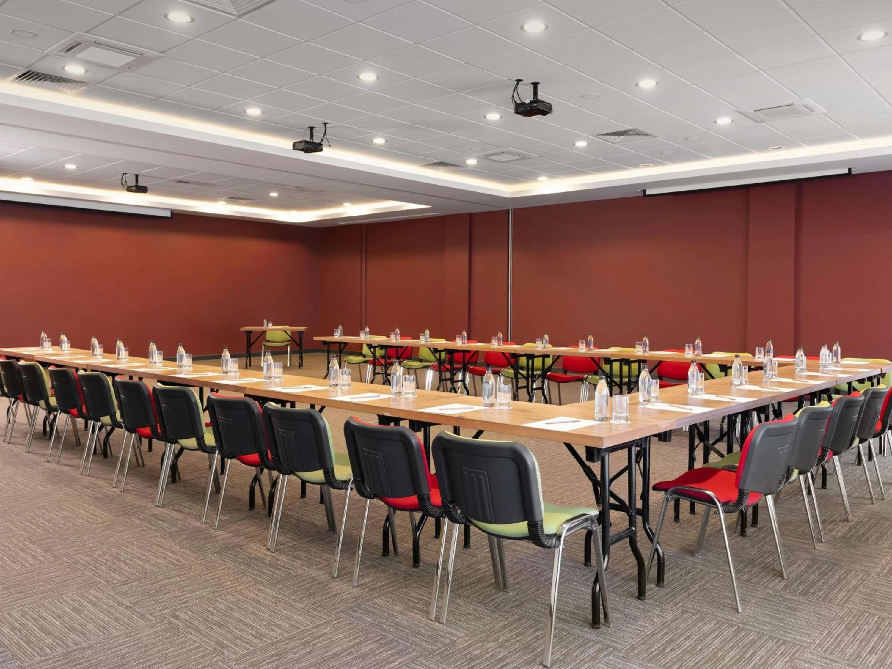 Meeting/conference room in ibis Ankara Airport Hotel