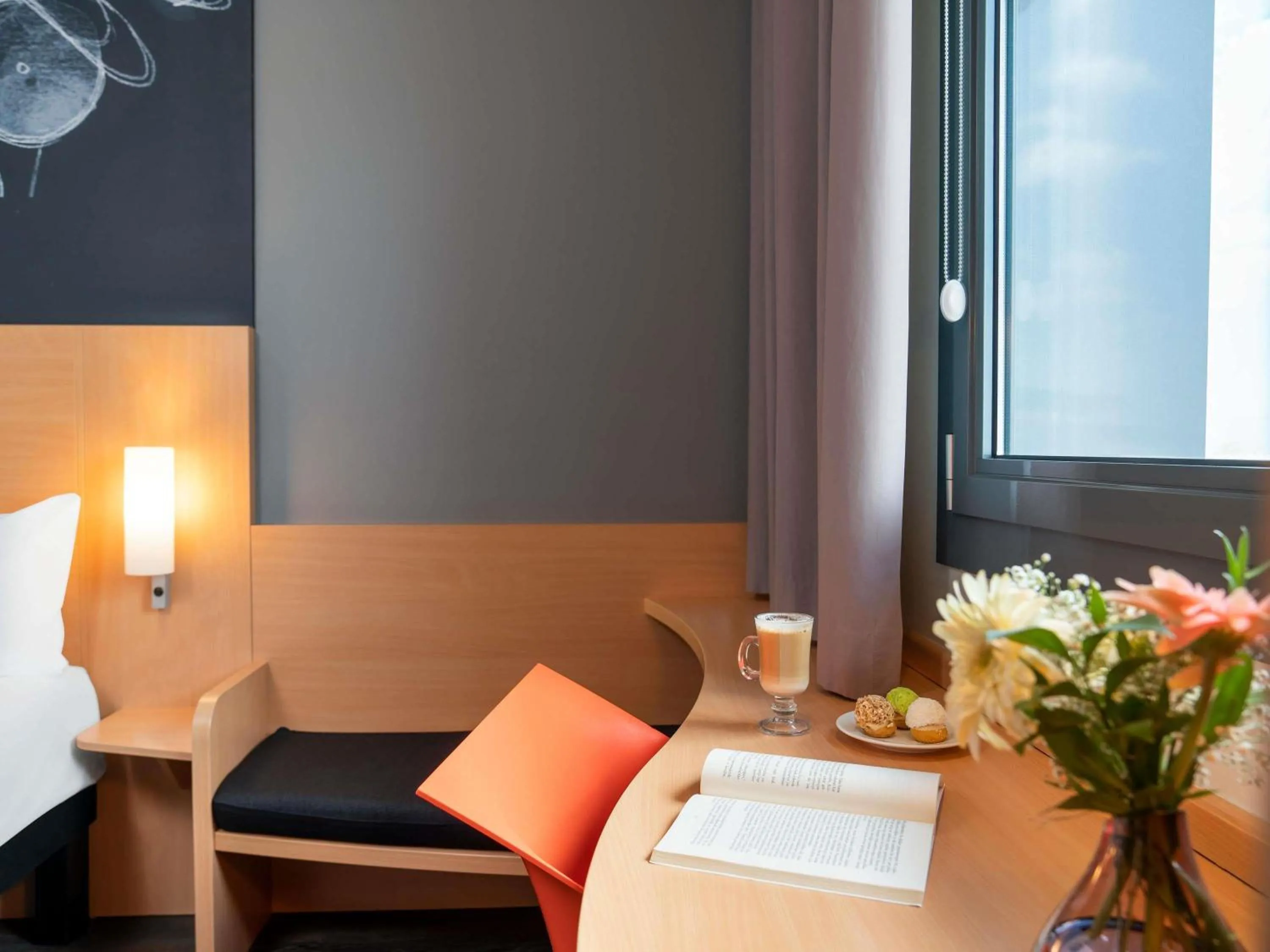 Bedroom in ibis Ankara Airport Hotel