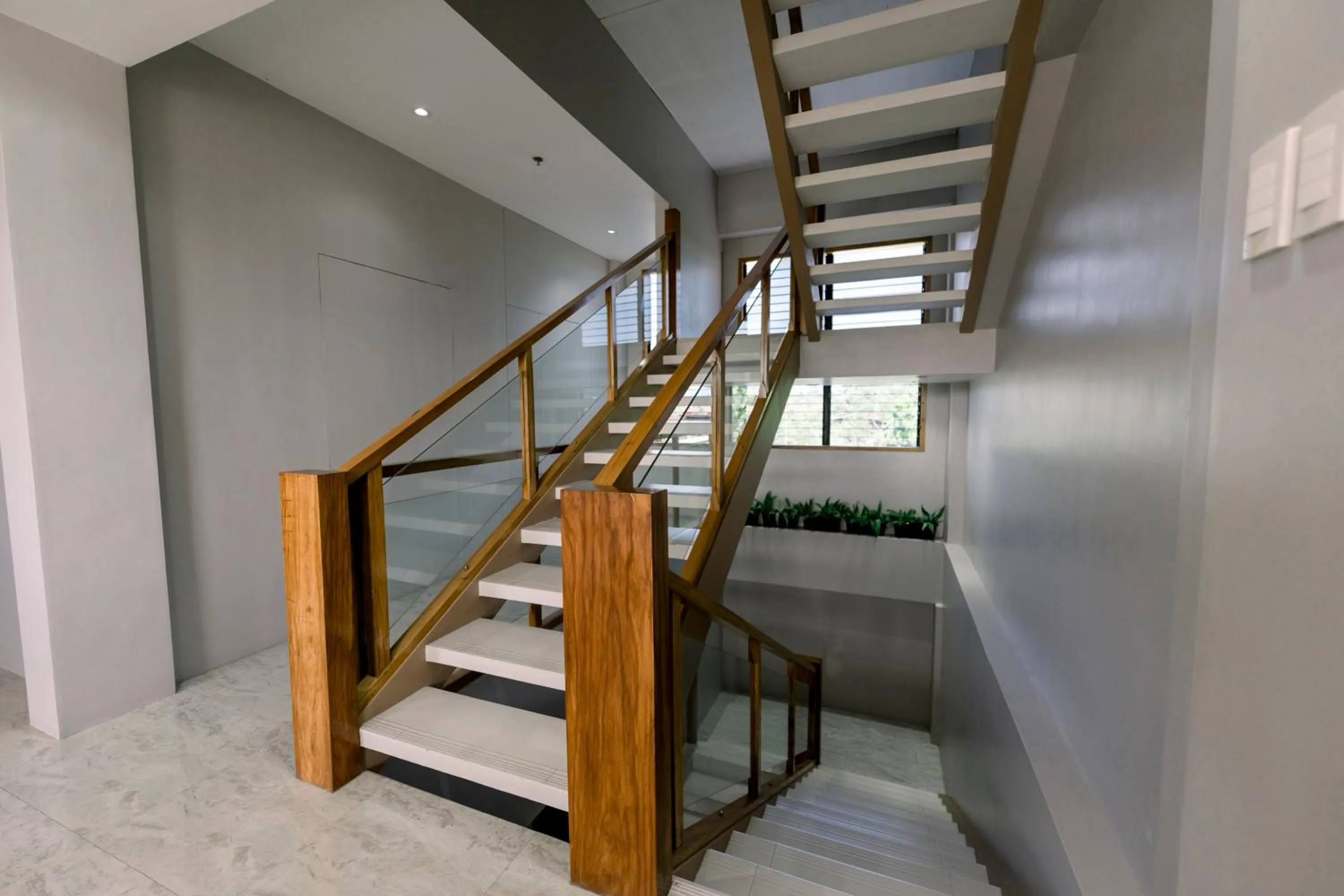 Property building in Madonna Hometel and Suites New Pandan