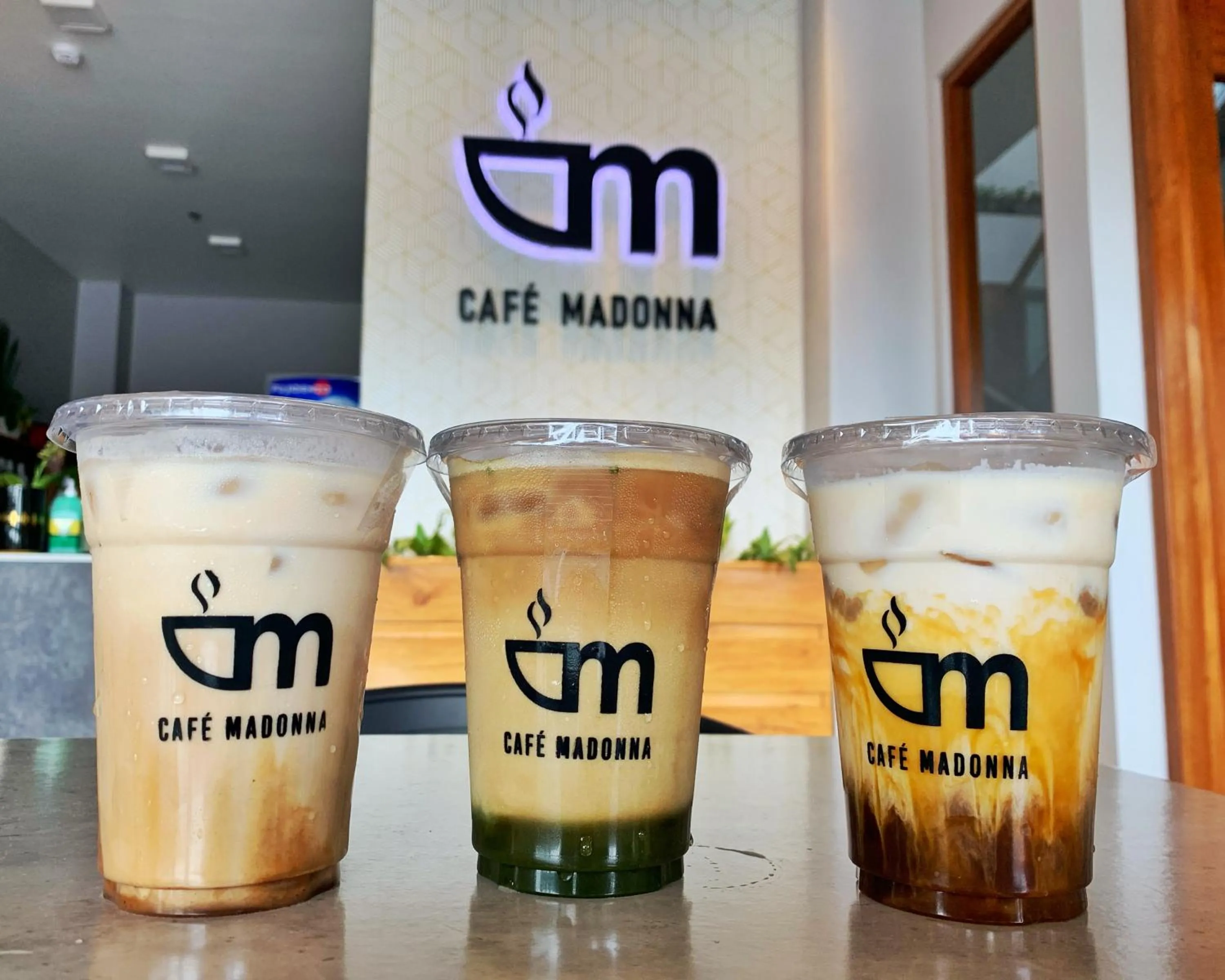 Restaurant/places to eat in Madonna Hometel and Suites New Pandan