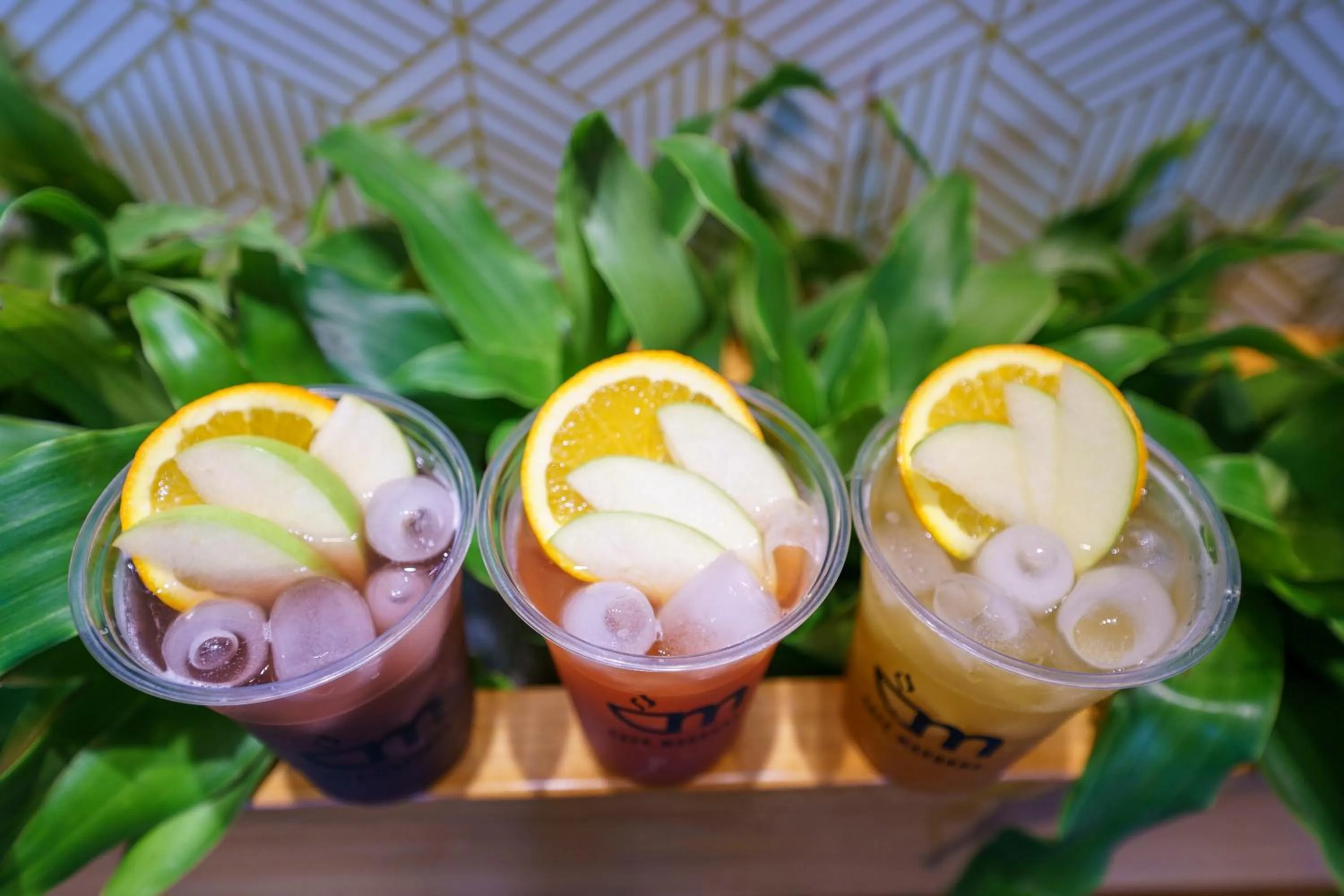 Restaurant/places to eat in Madonna Hometel and Suites New Pandan