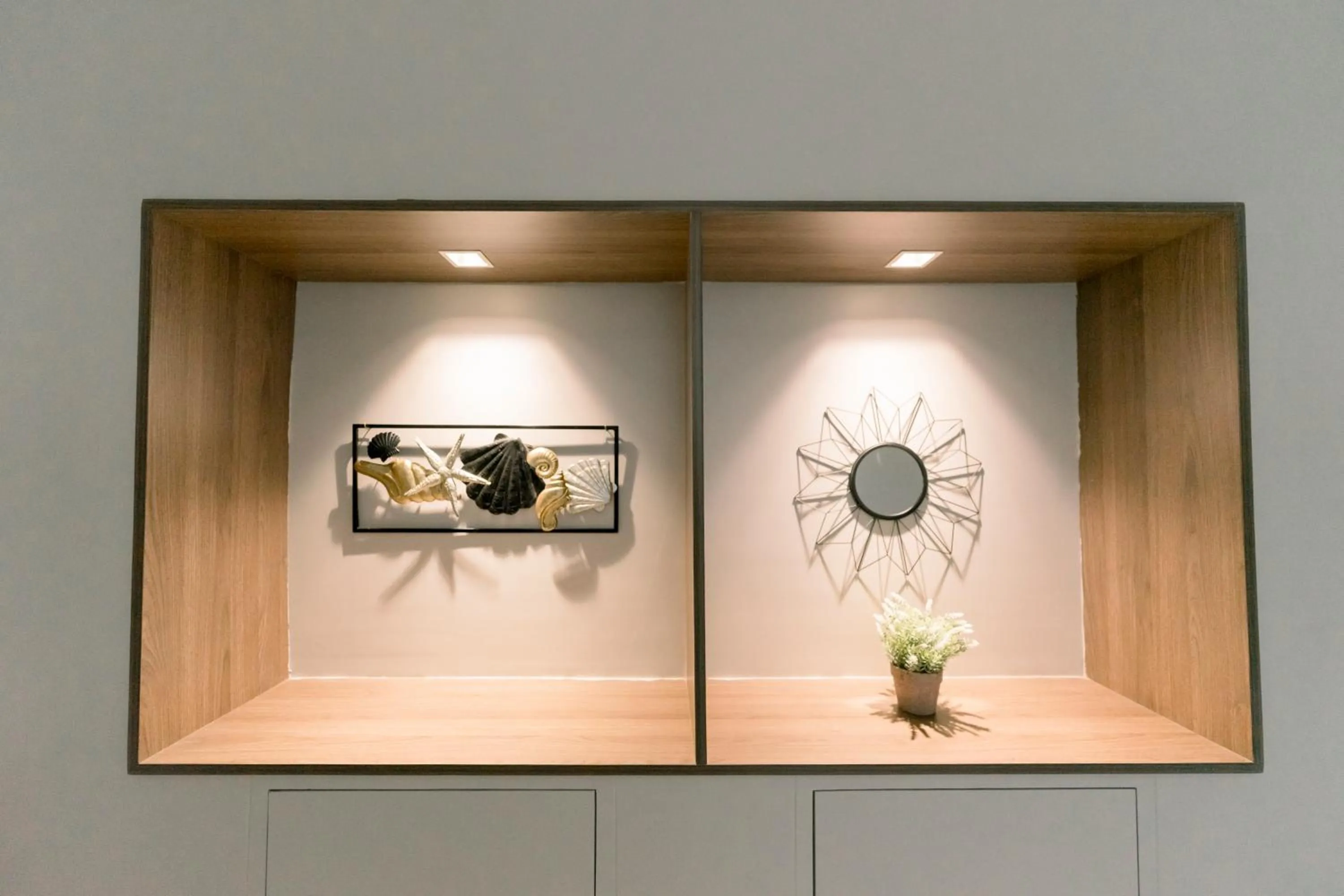 Property building in Madonna Hometel and Suites New Pandan