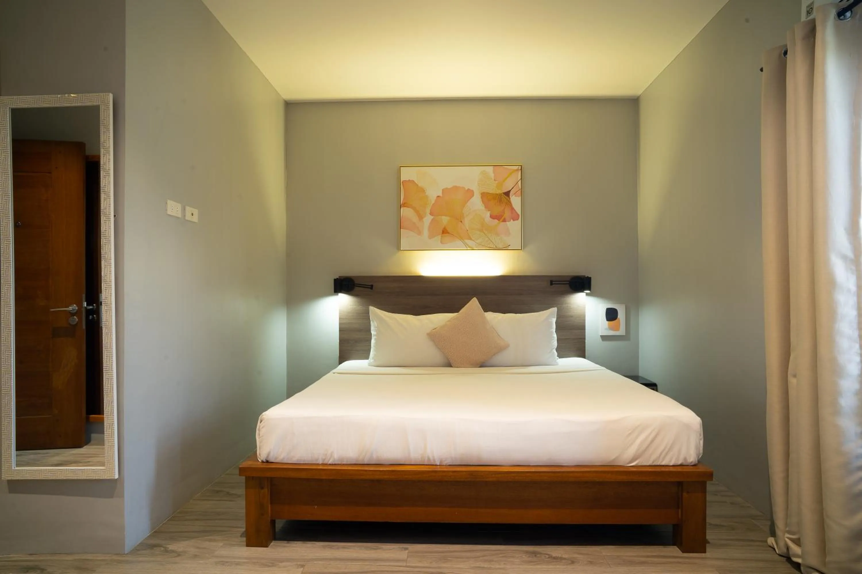 Bed in Madonna Hometel and Suites New Pandan