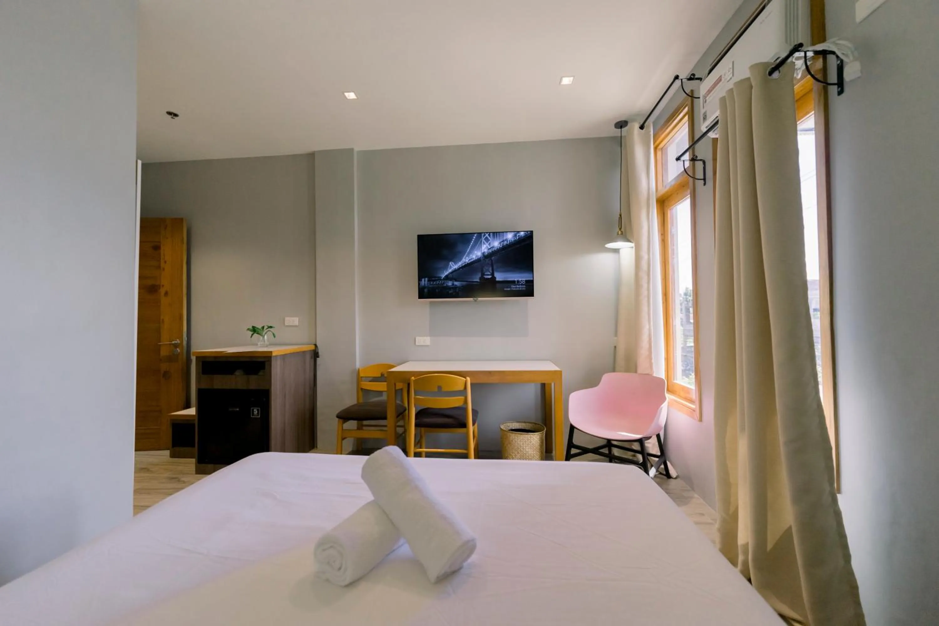 Bed in Madonna Hometel and Suites New Pandan