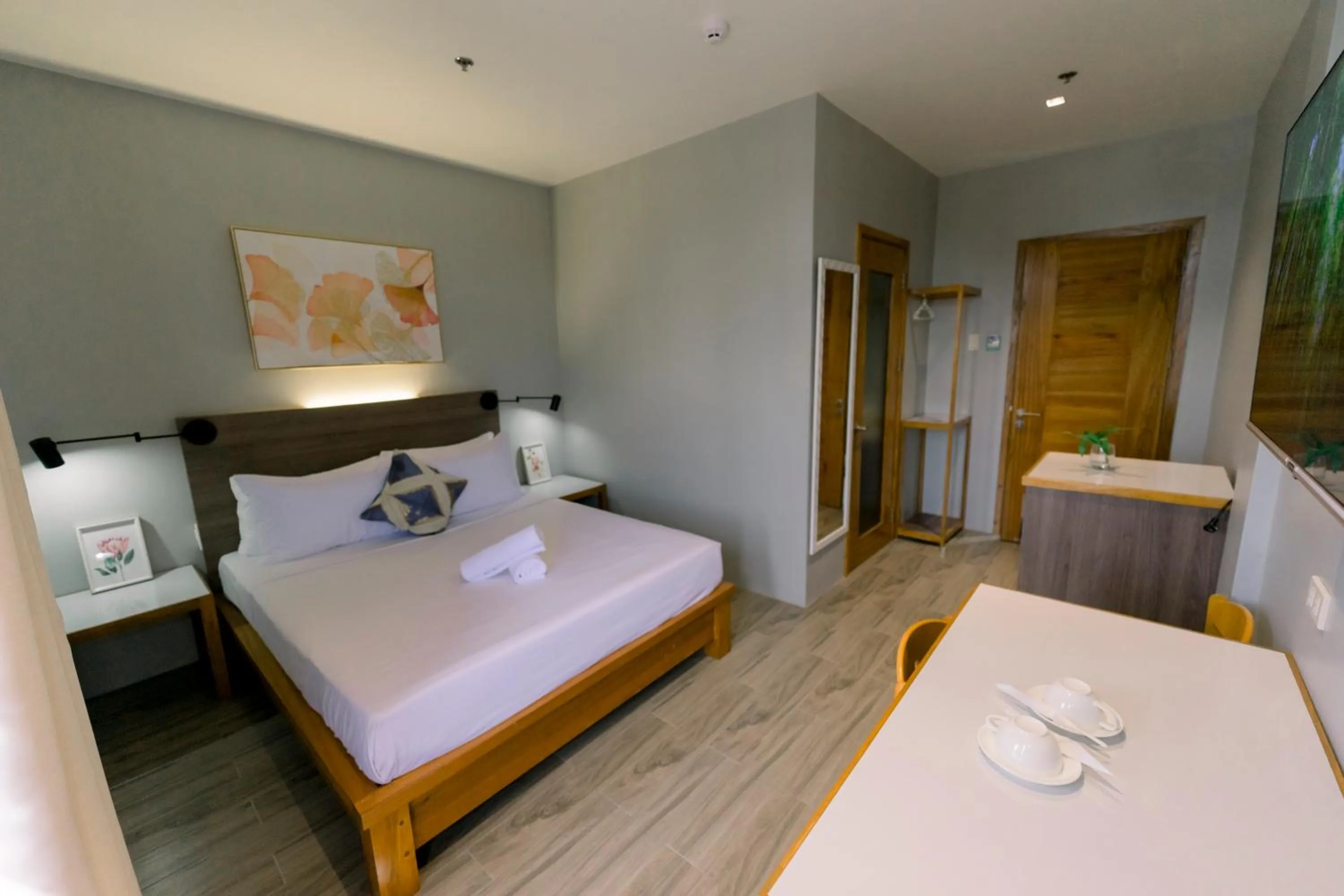 Bed in Madonna Hometel and Suites New Pandan