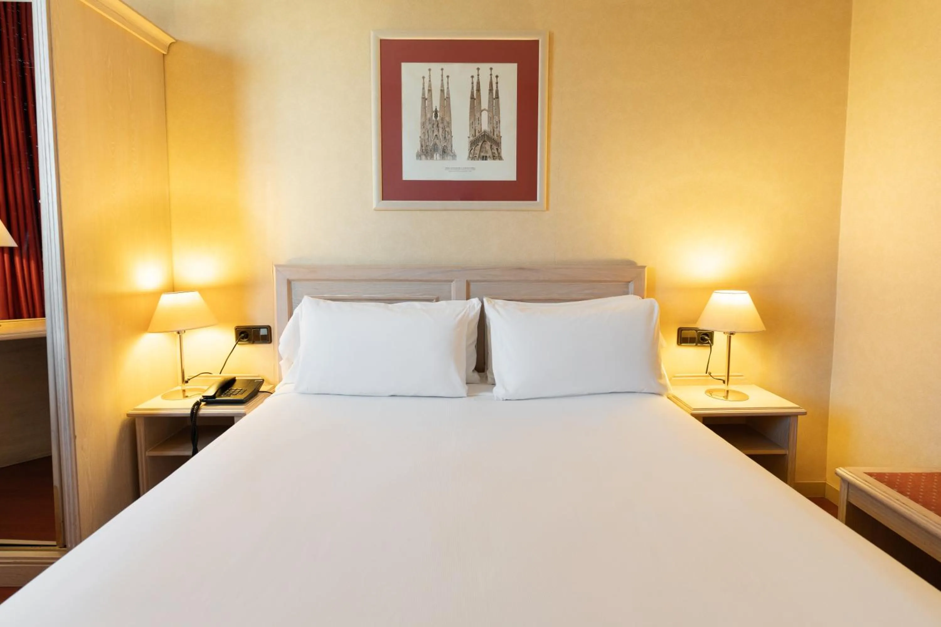 Bed in Sunotel Junior