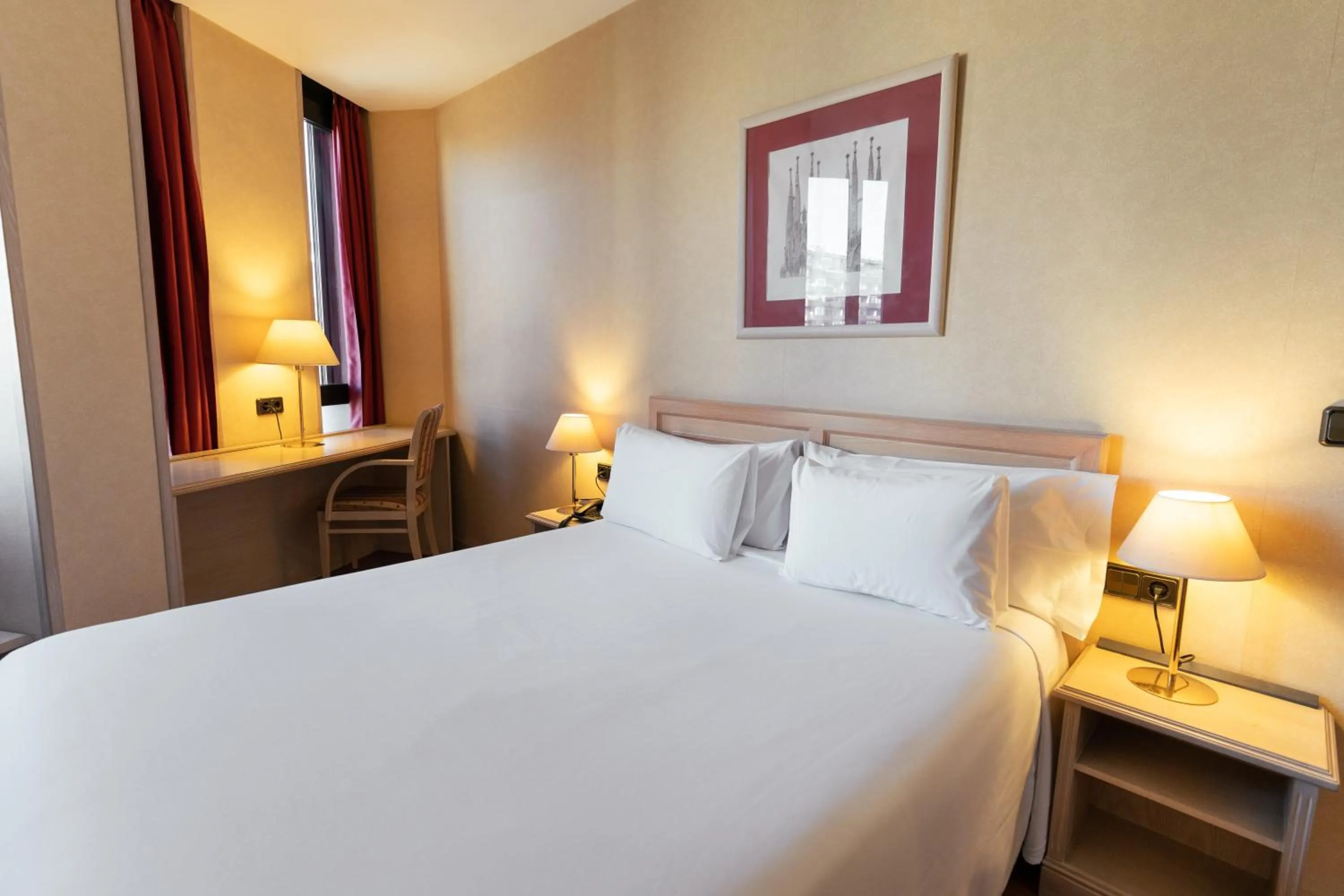 Bed in Sunotel Junior