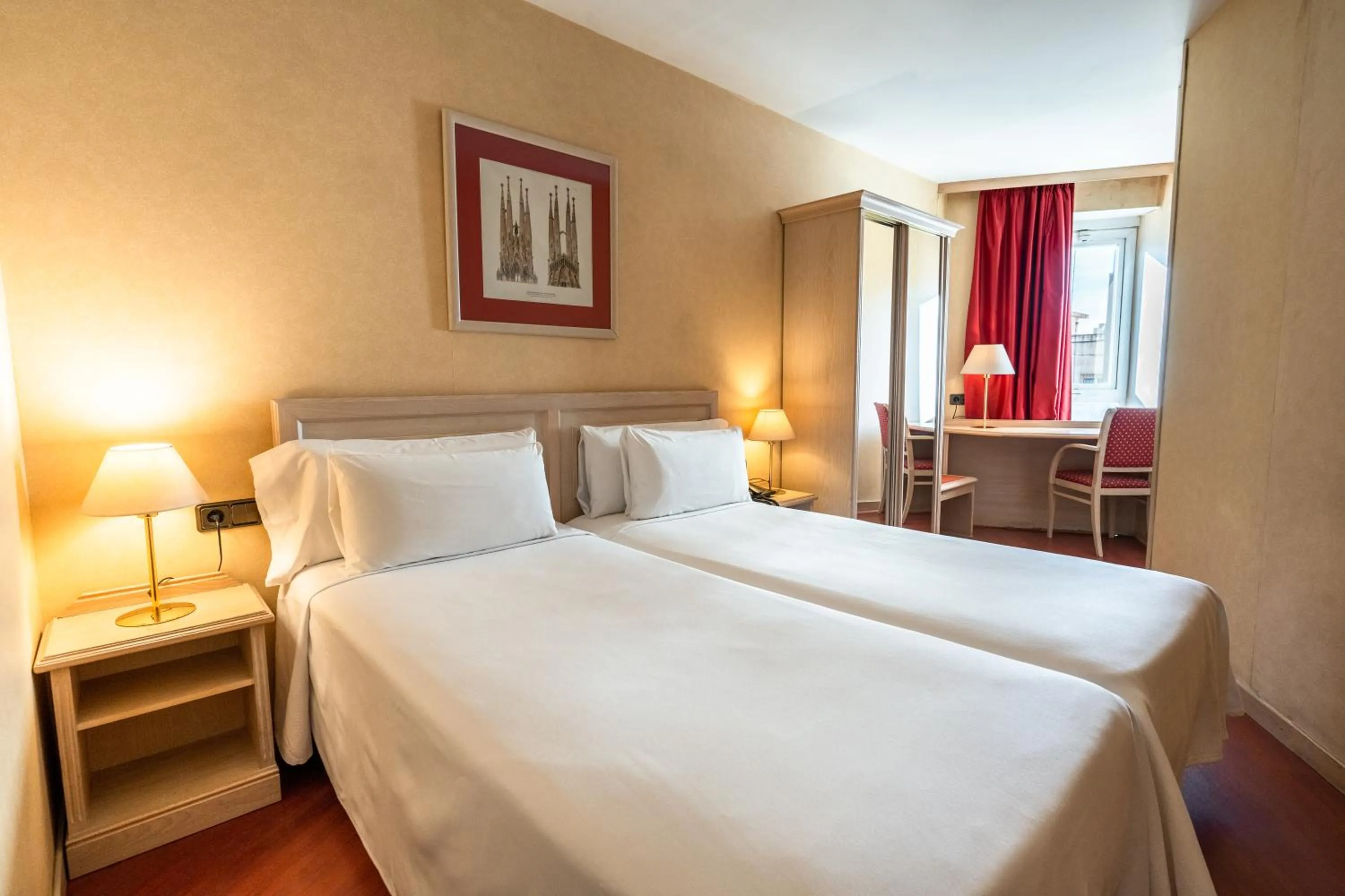 Bed in Sunotel Junior