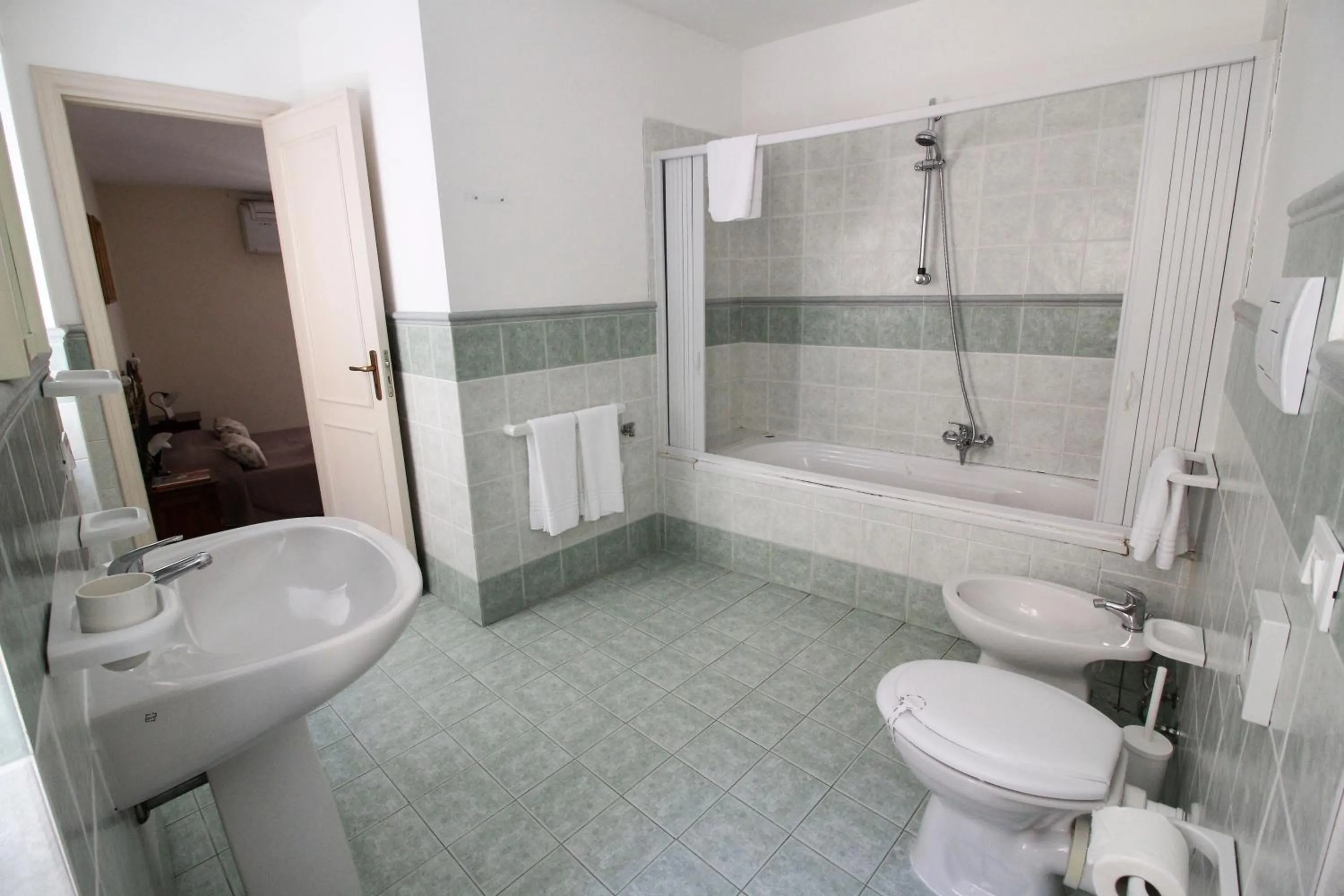 Bathroom in B&B Al Piazza Marina