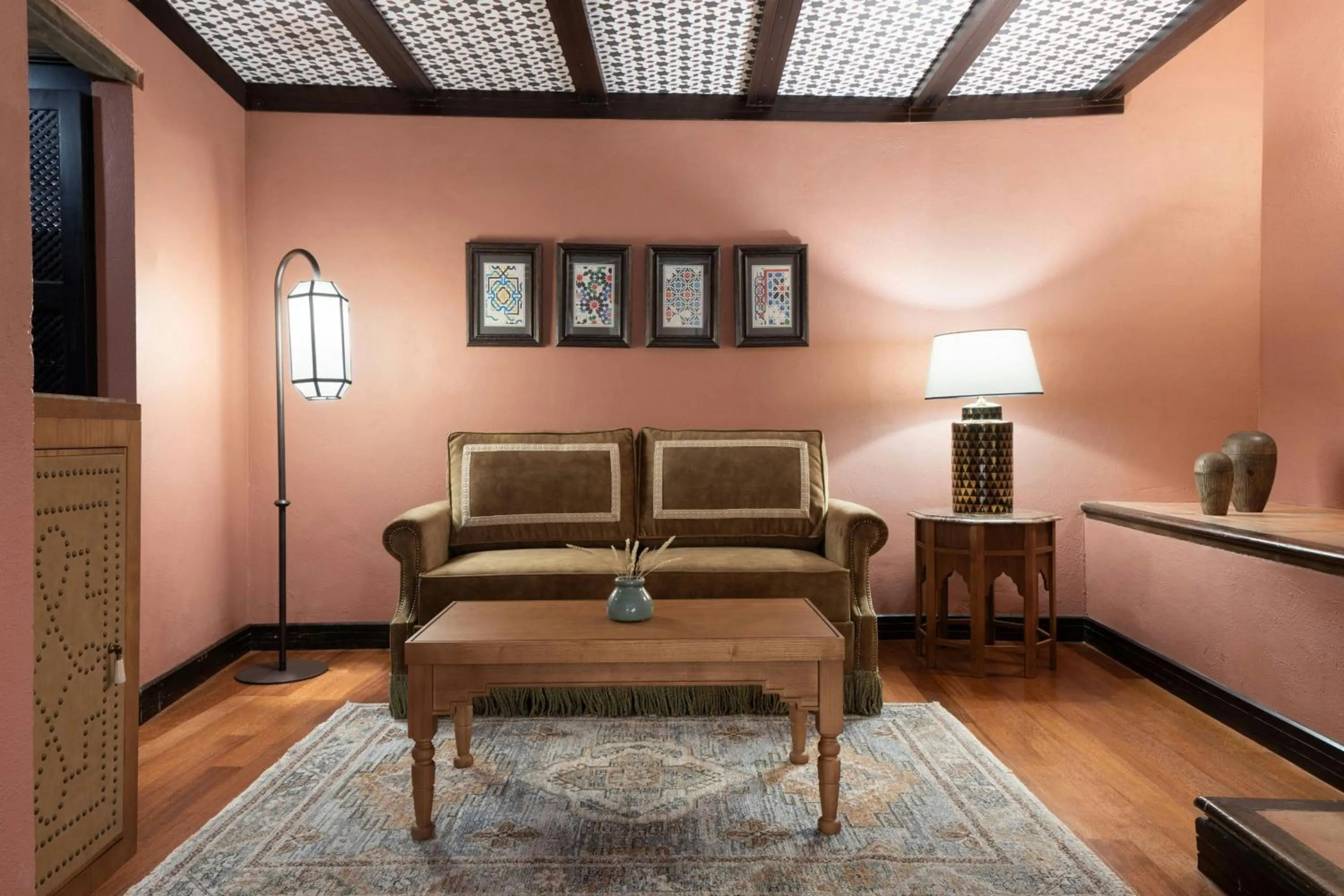 Photo of the whole room in Hotel Palacio de Santa Paula, Autograph Collection