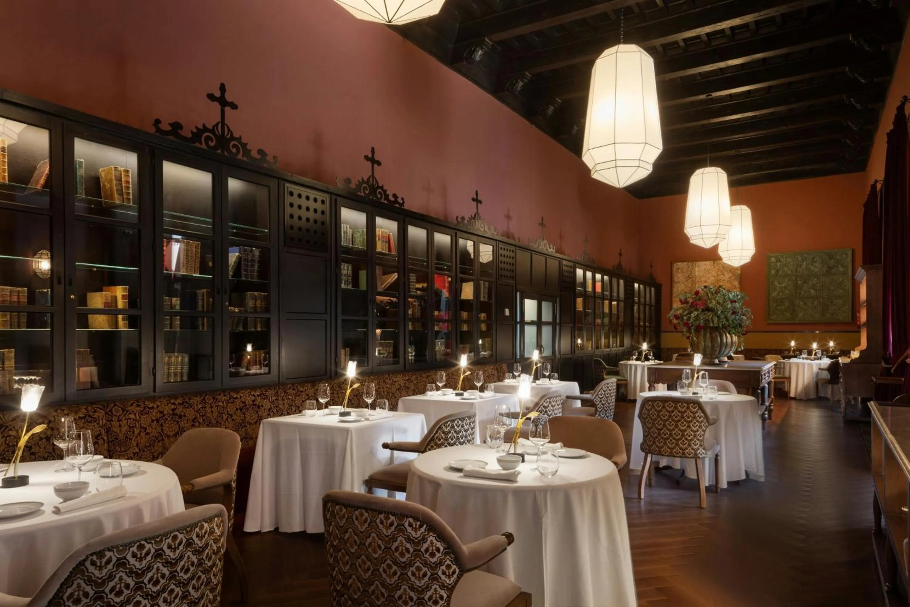 Restaurant/places to eat in Hotel Palacio de Santa Paula, Autograph Collection