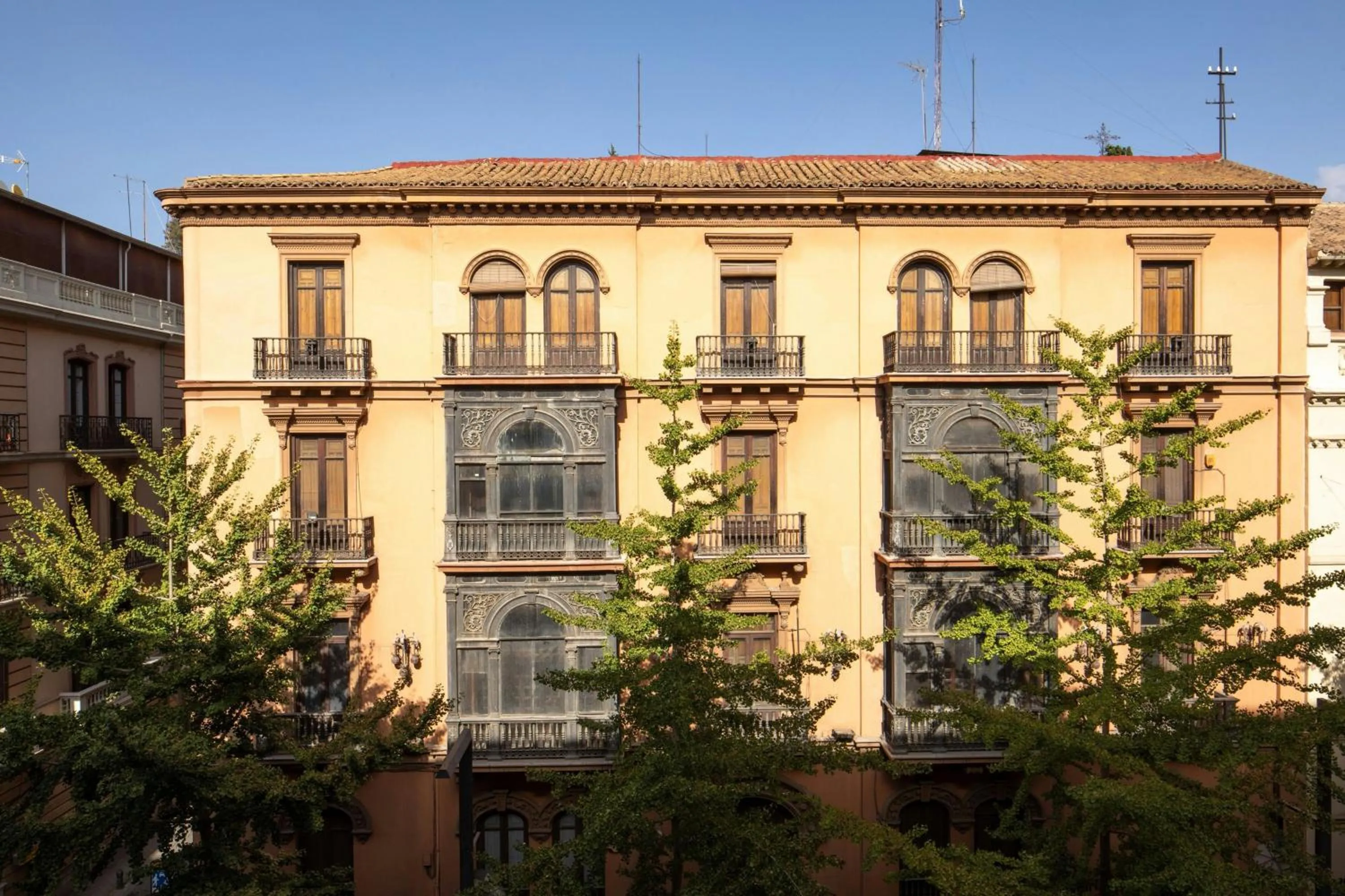 Photo of the whole room in Hotel Palacio de Santa Paula, Autograph Collection