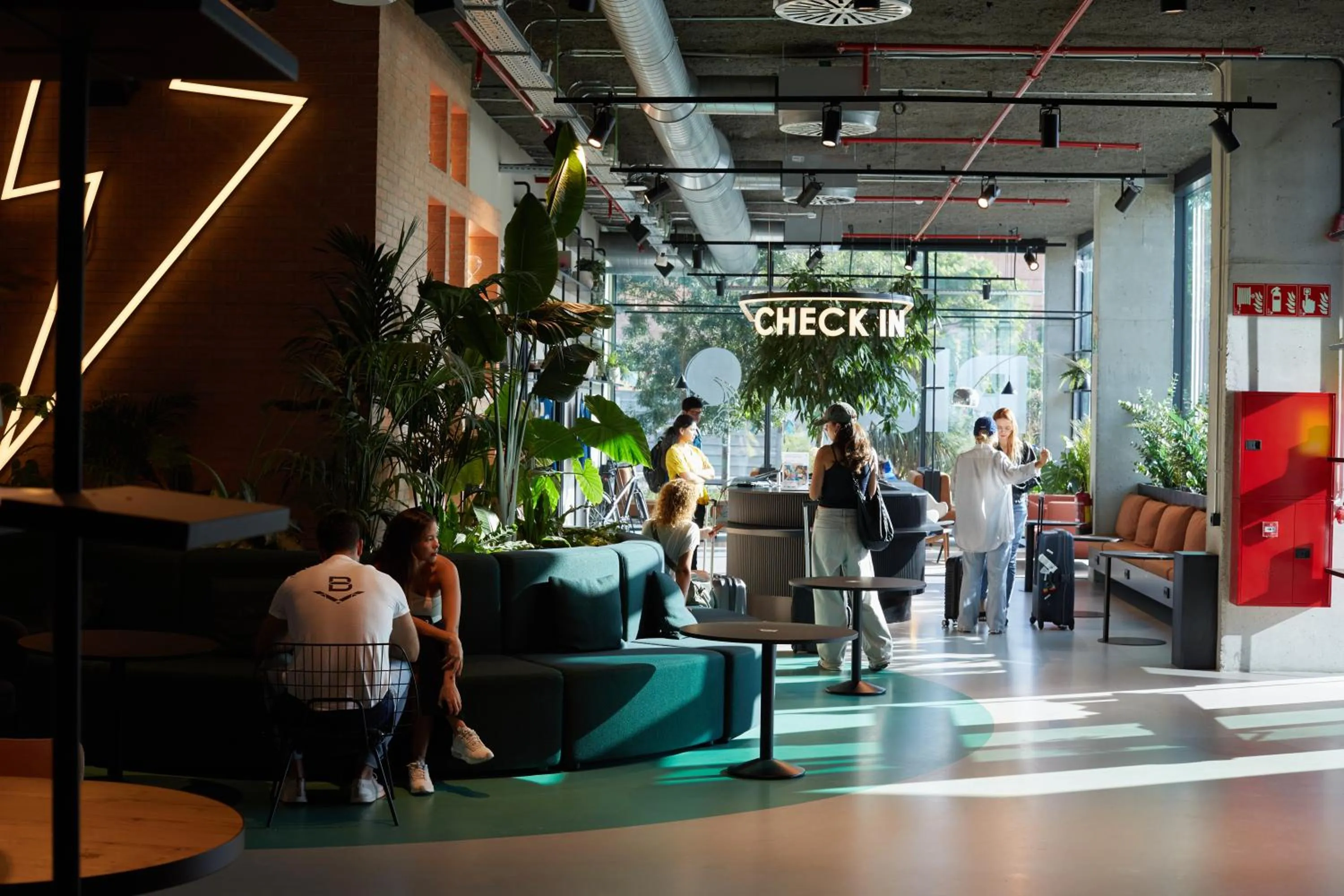 Lobby or reception in The Social Hub Barcelona Poblenou