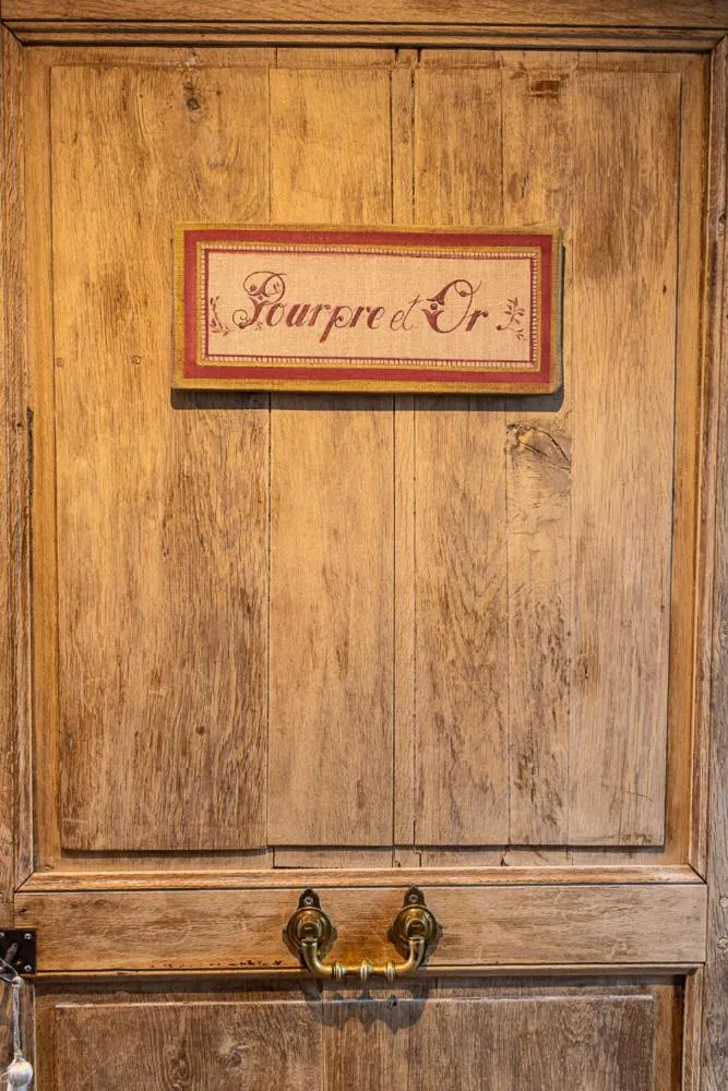 Au 16 Place Saint Louis