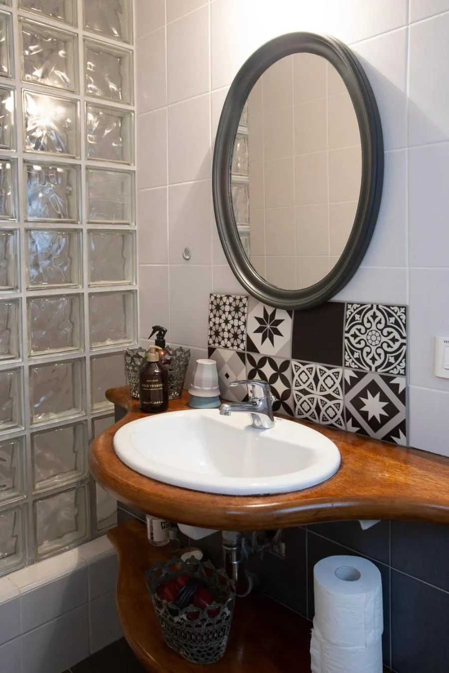 Au 16 Place Saint Louis