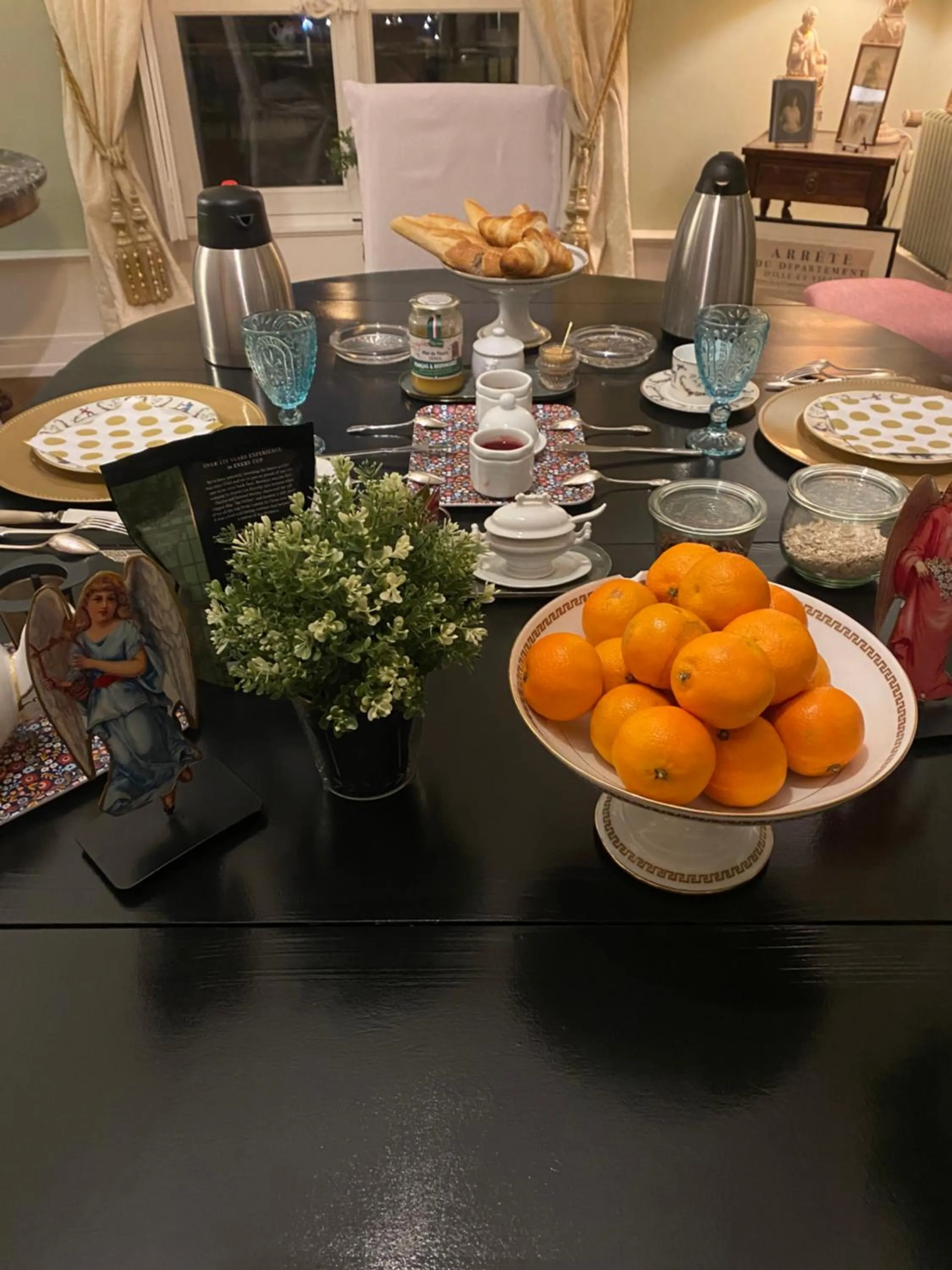 Au 16 Place Saint Louis