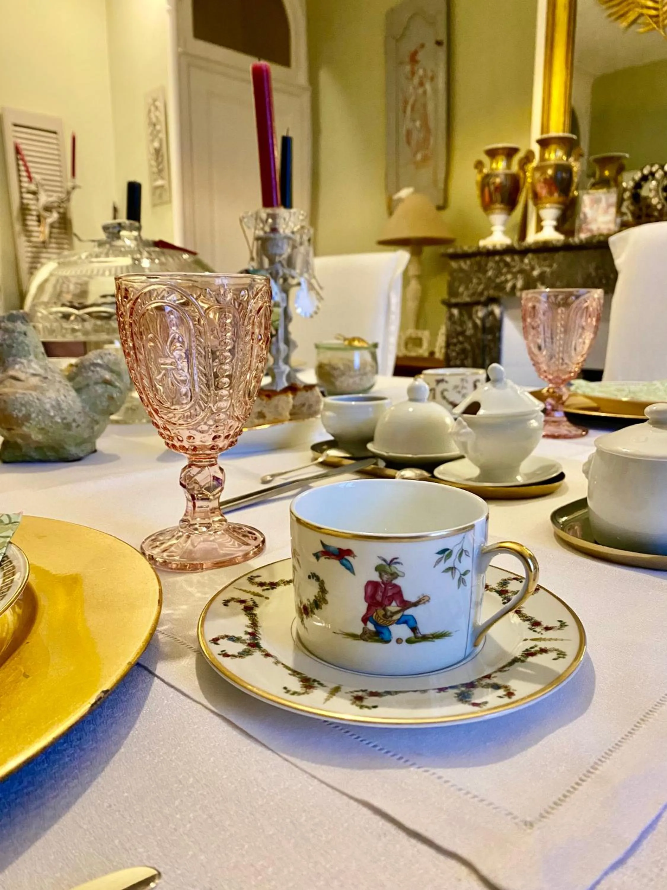 Au 16 Place Saint Louis