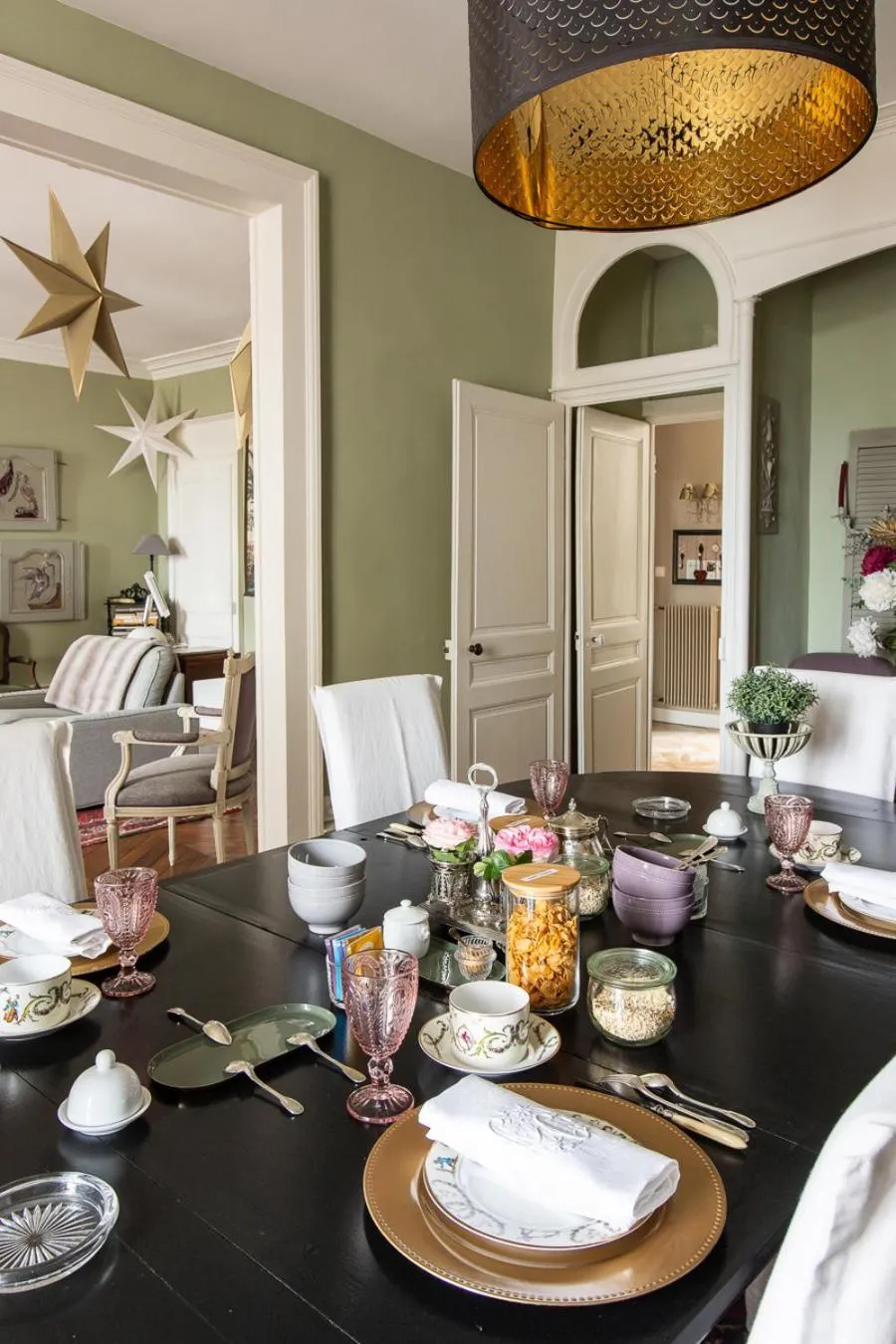 Au 16 Place Saint Louis