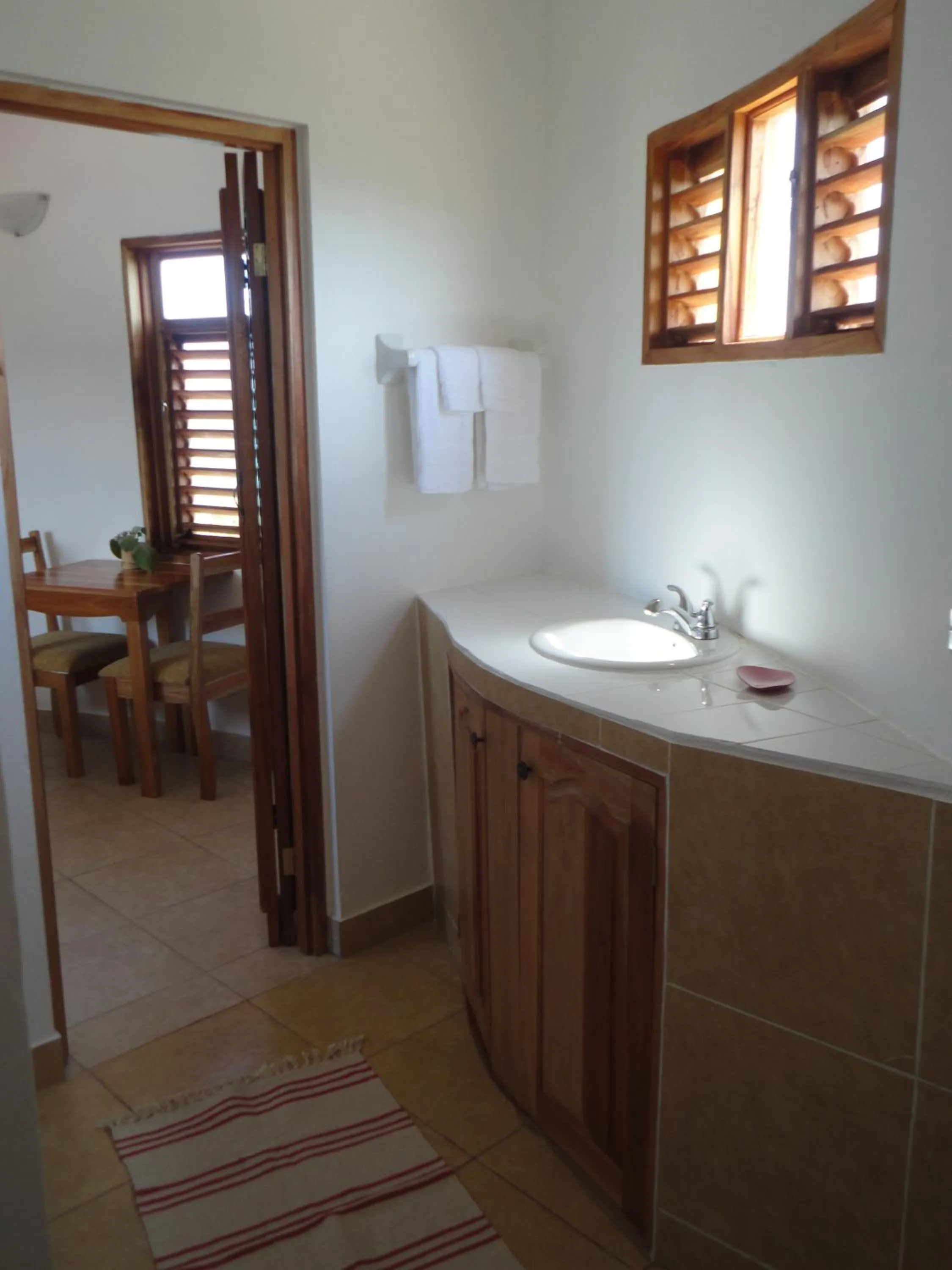 Bathroom in KuDehya Guesthouse