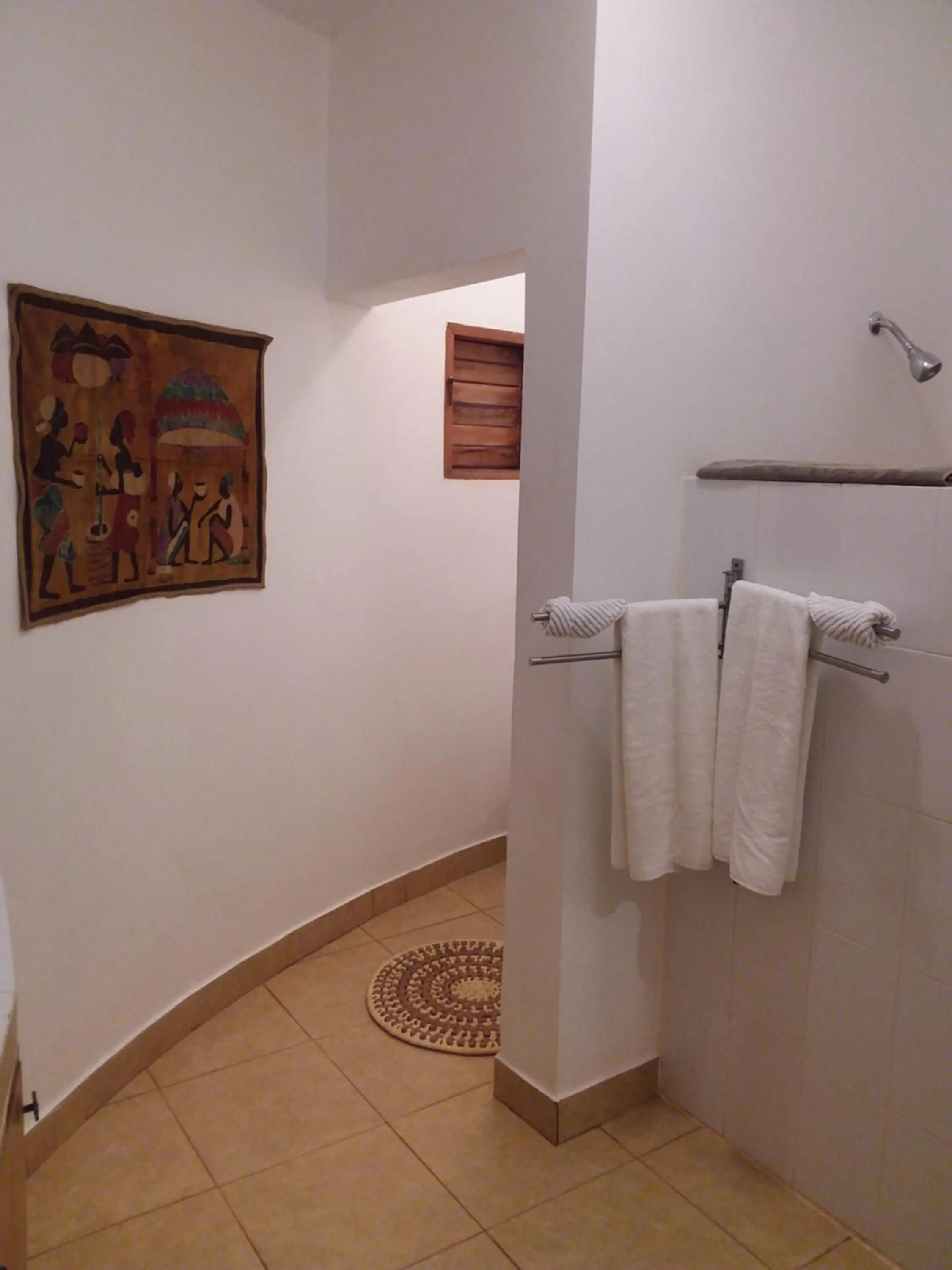 Bathroom in KuDehya Guesthouse