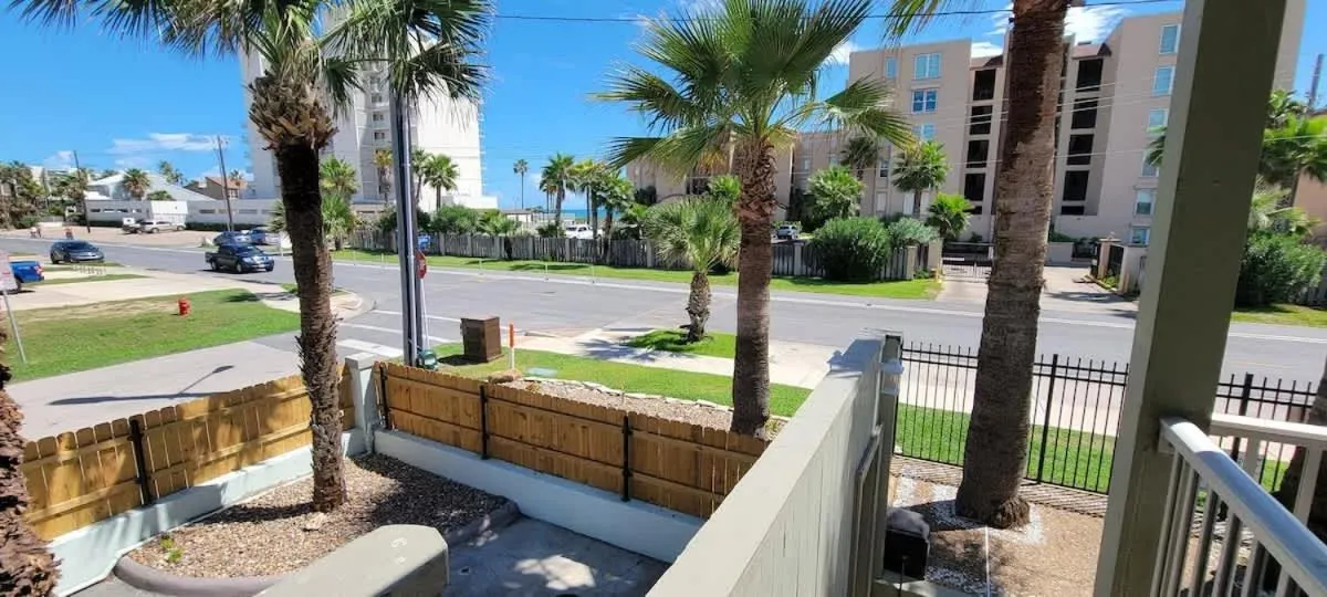 Other in Bahama Mama House