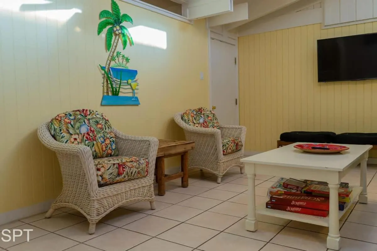 Living room in Caribbean Vibes House