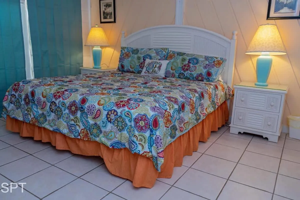 Bed in Caribbean Vibes House