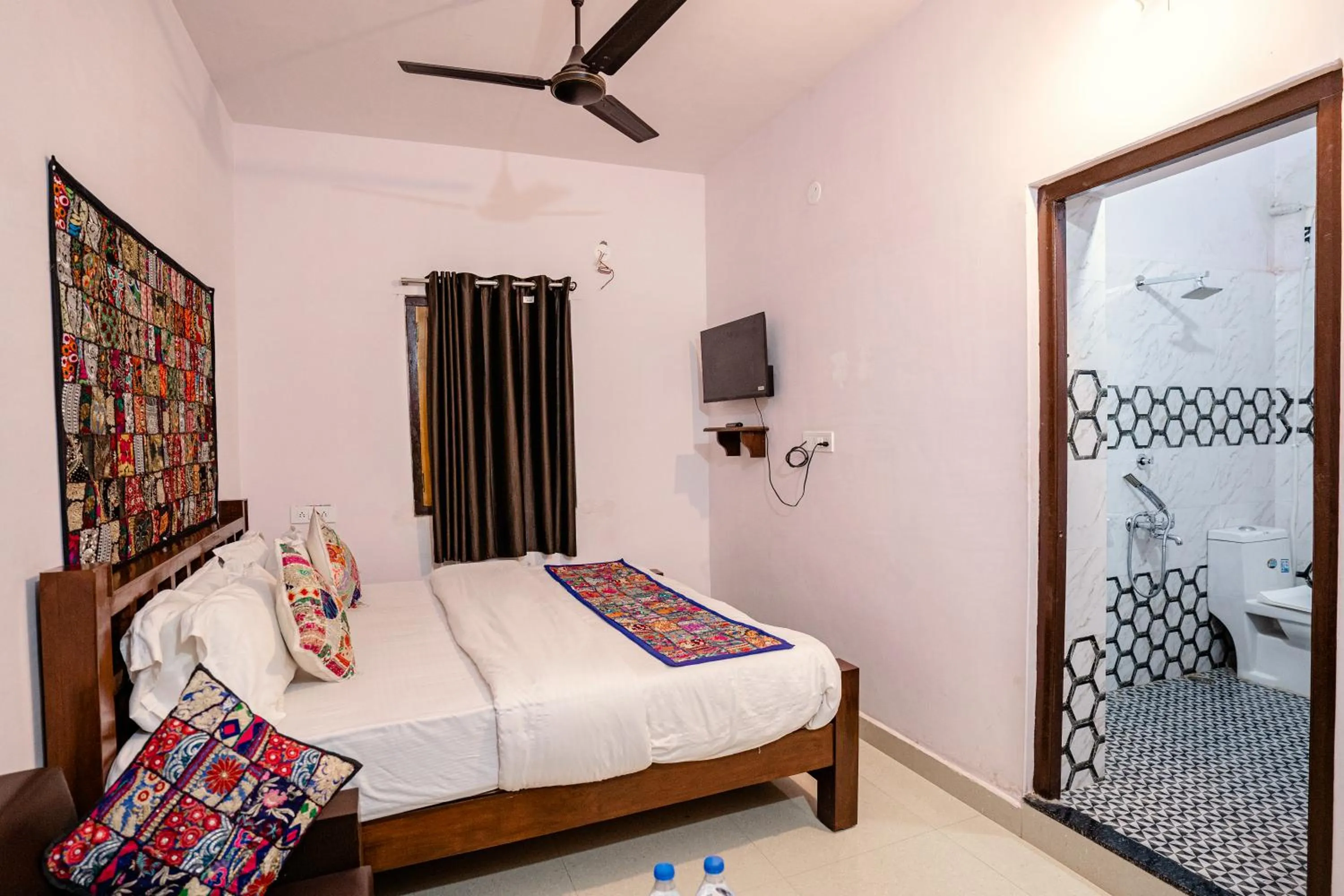 Bed in Relax Inn Jaisalmer