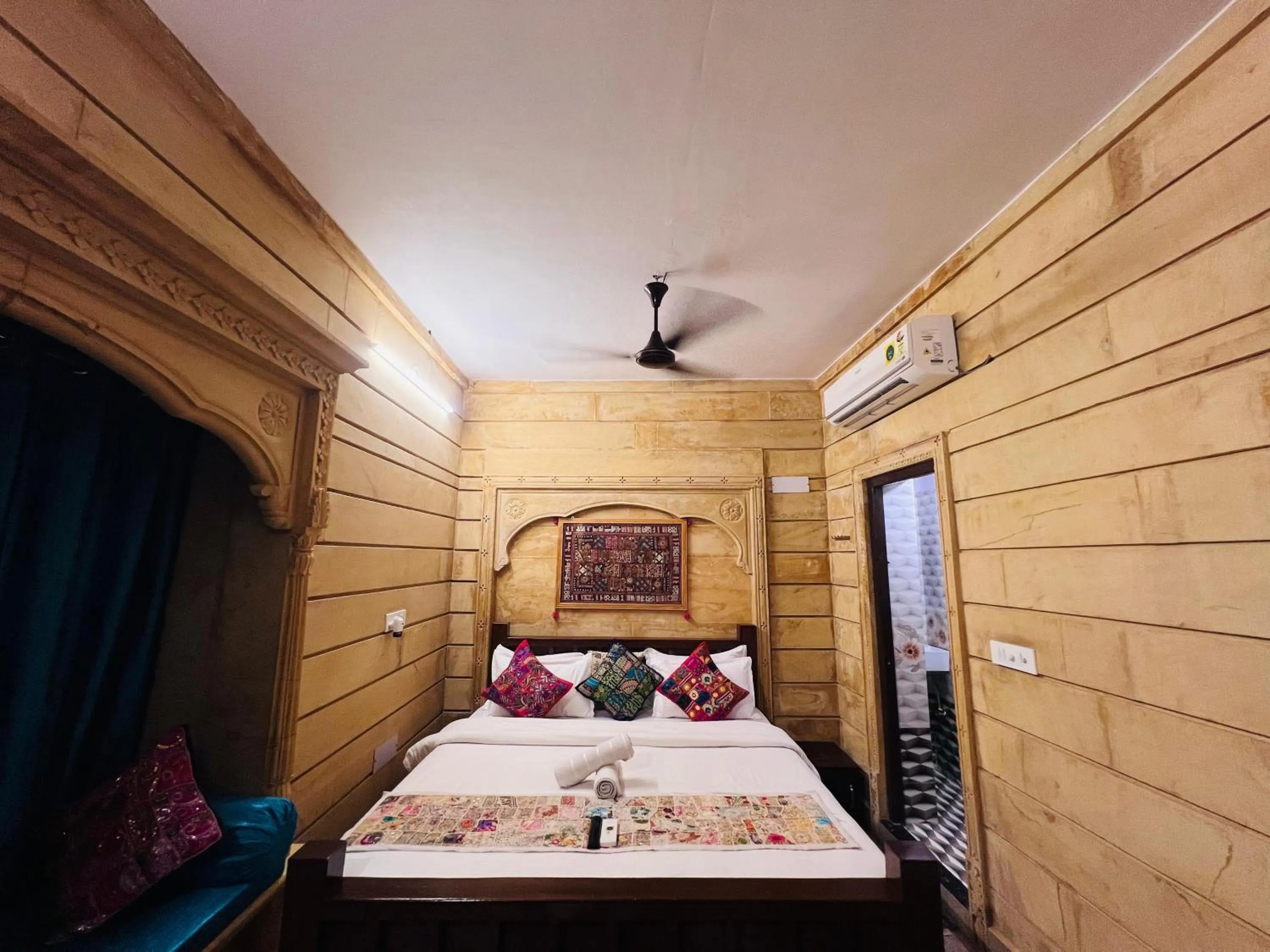 Bed in Relax Inn Jaisalmer