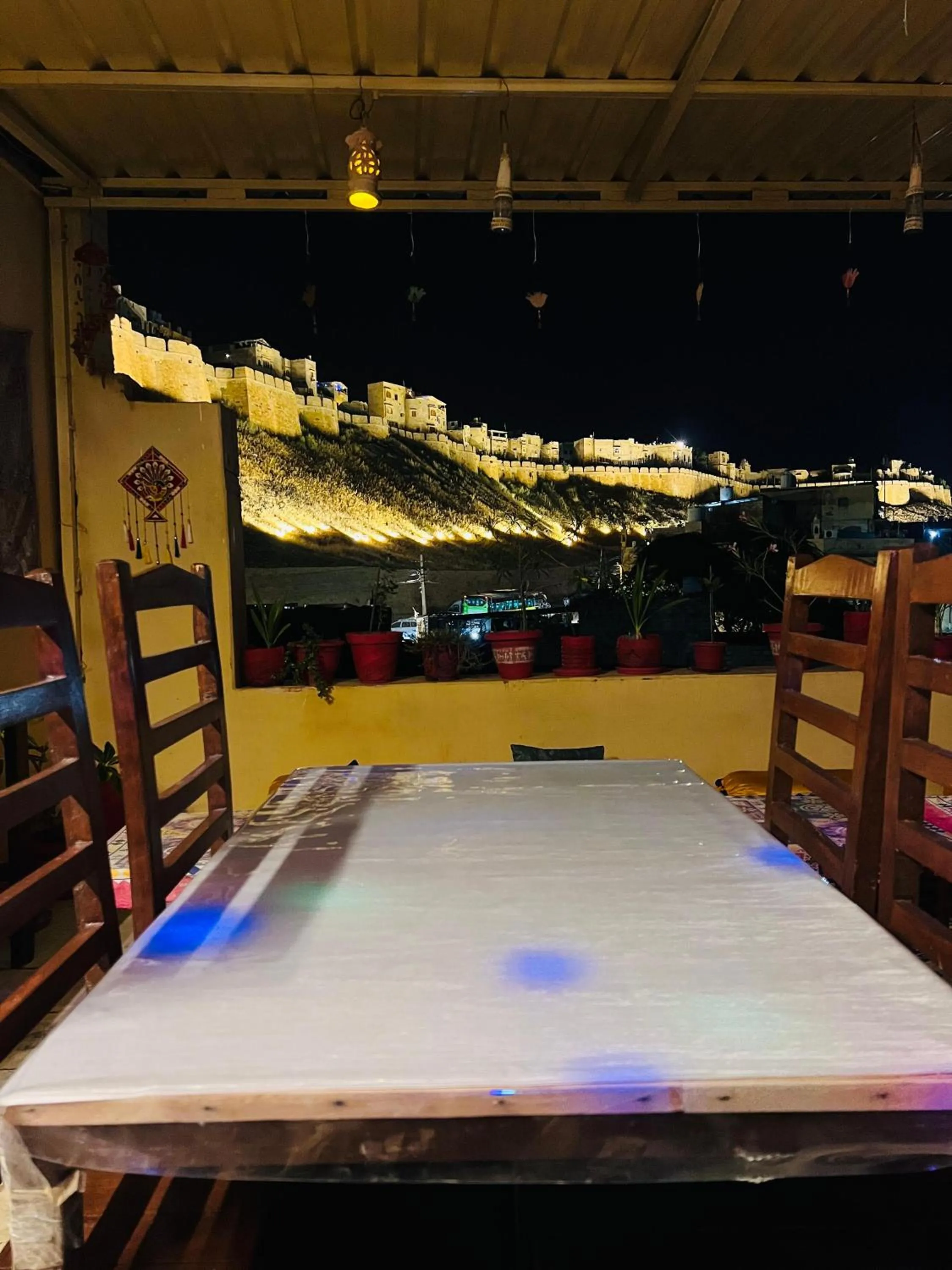 Restaurant/places to eat in Relax Inn Jaisalmer