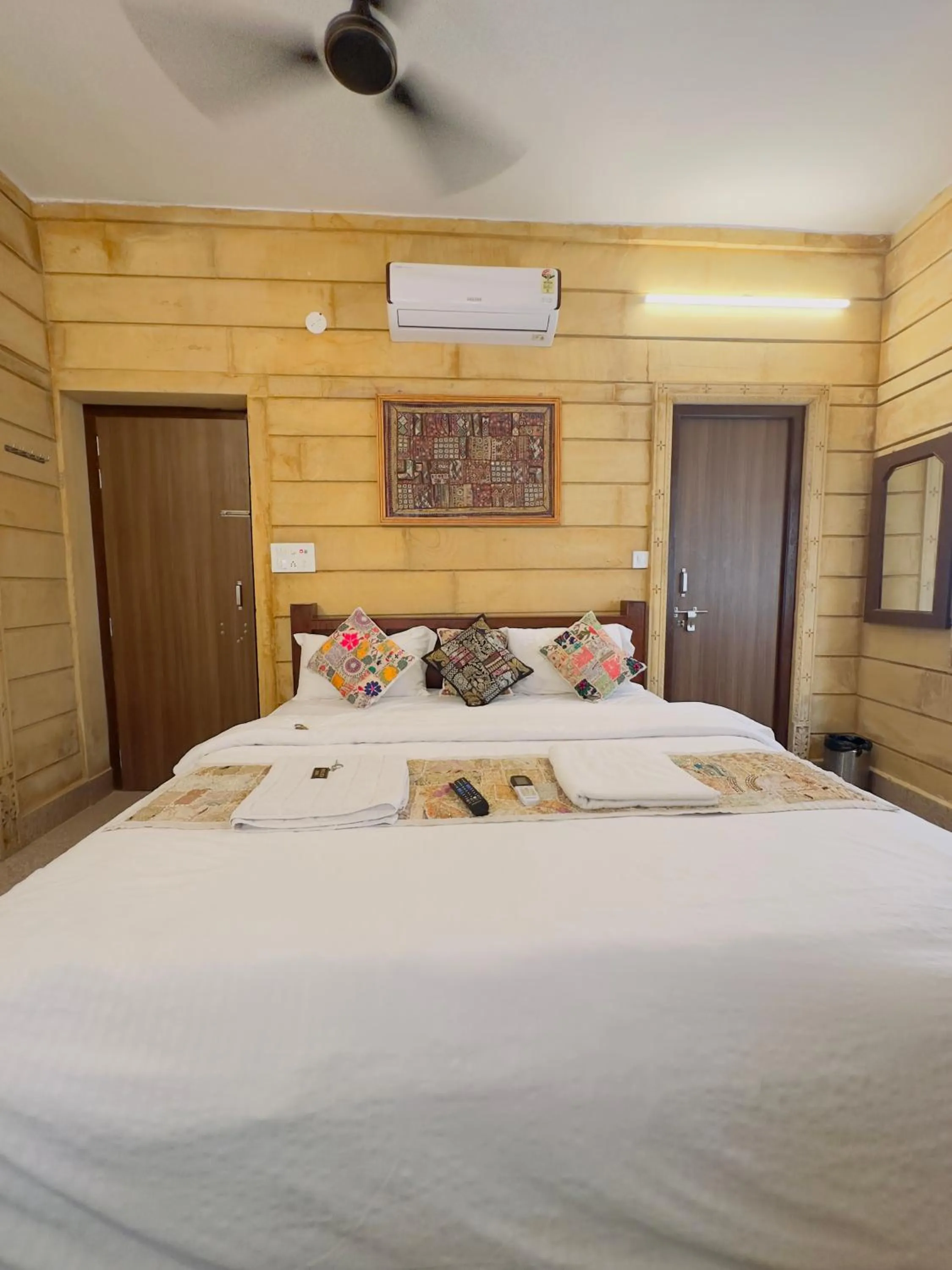 Bed in Relax Inn Jaisalmer