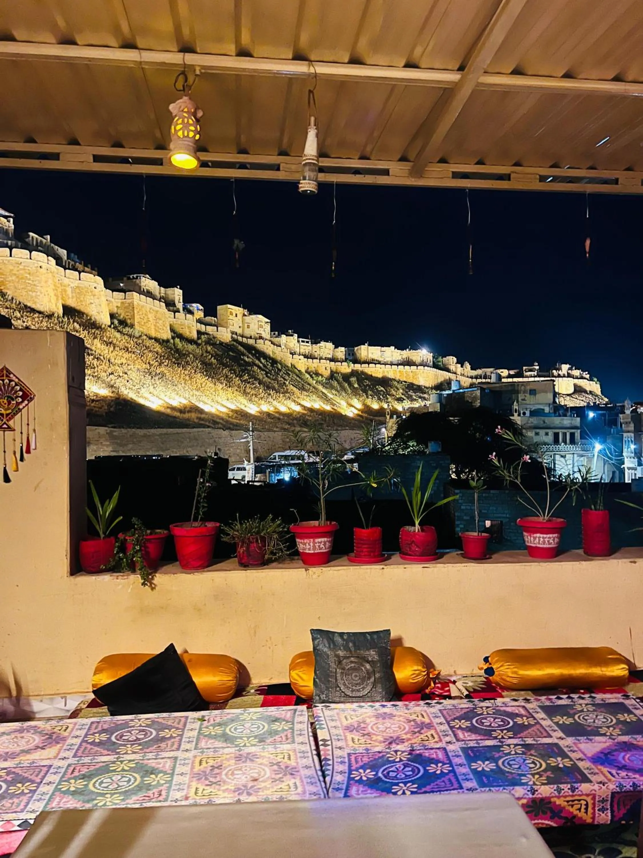 Restaurant/places to eat in Relax Inn Jaisalmer