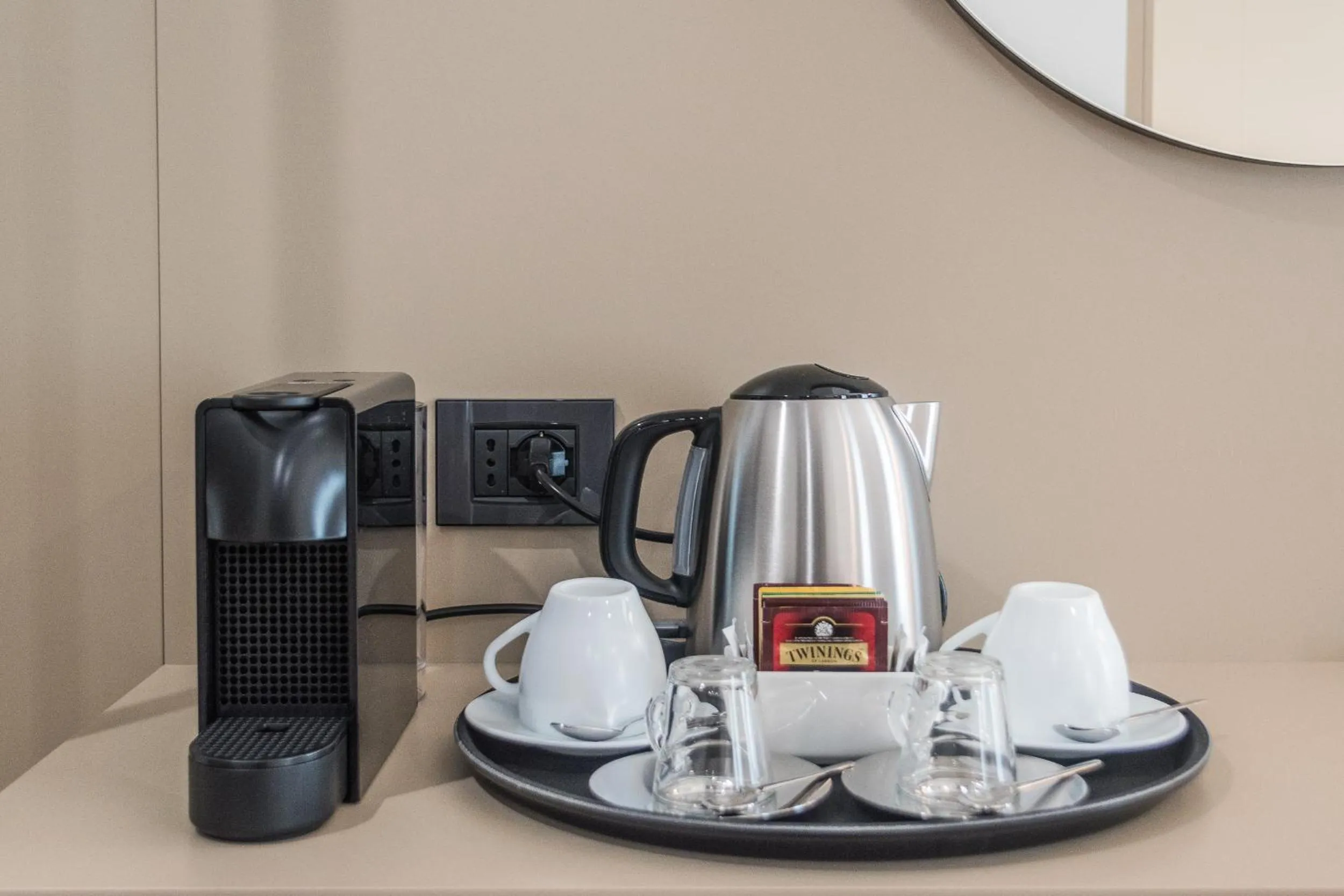 Coffee/tea facilities in BB Hotels Smarthotel Duomo