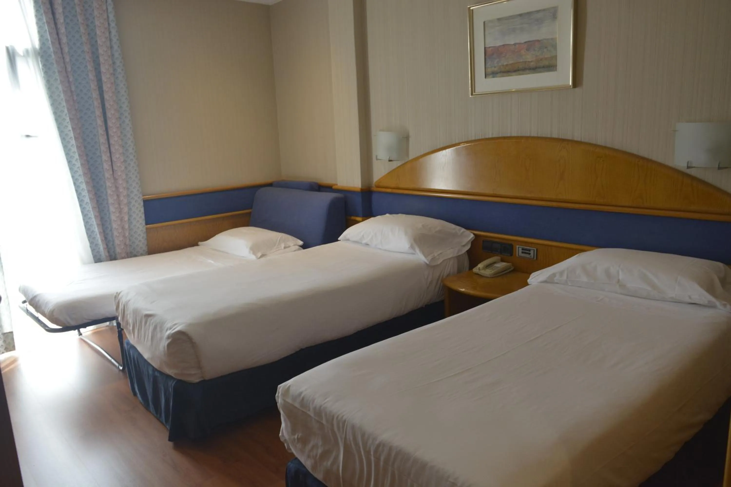 Bedroom, Bed in Agumar