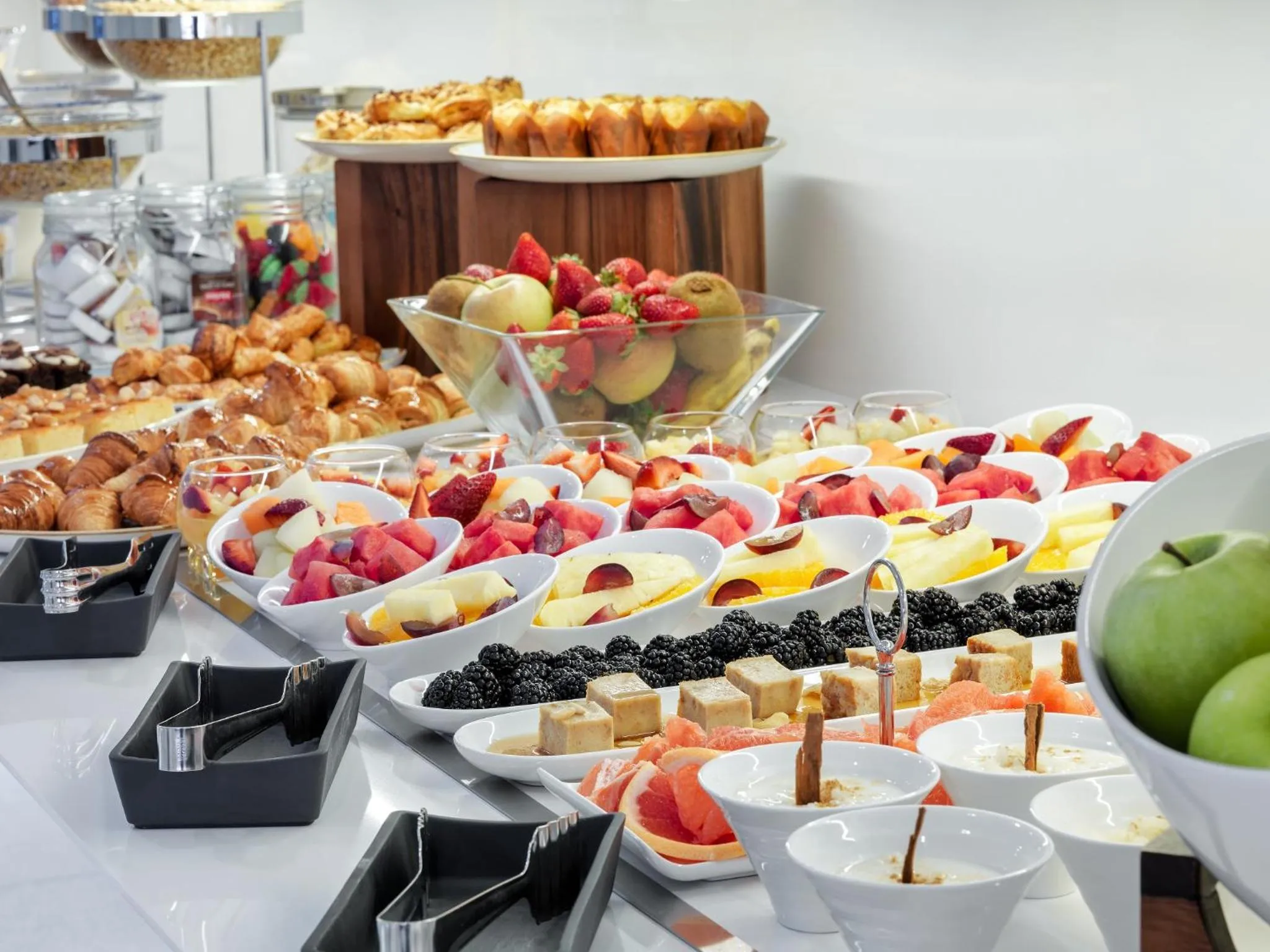 Breakfast in Boutique Hotel H10 Blue Mar - Adults Only
