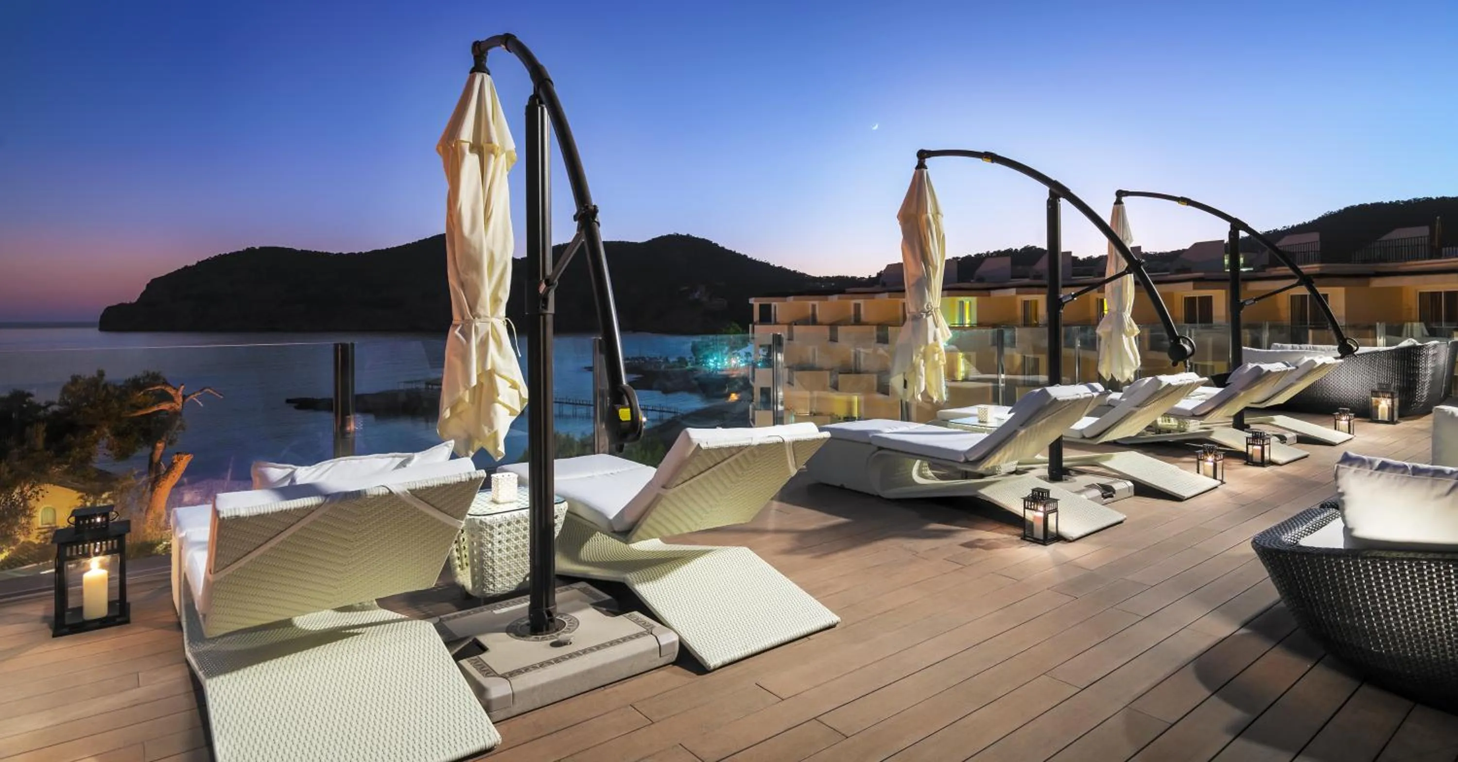 Balcony/Terrace in Boutique Hotel H10 Blue Mar - Adults Only