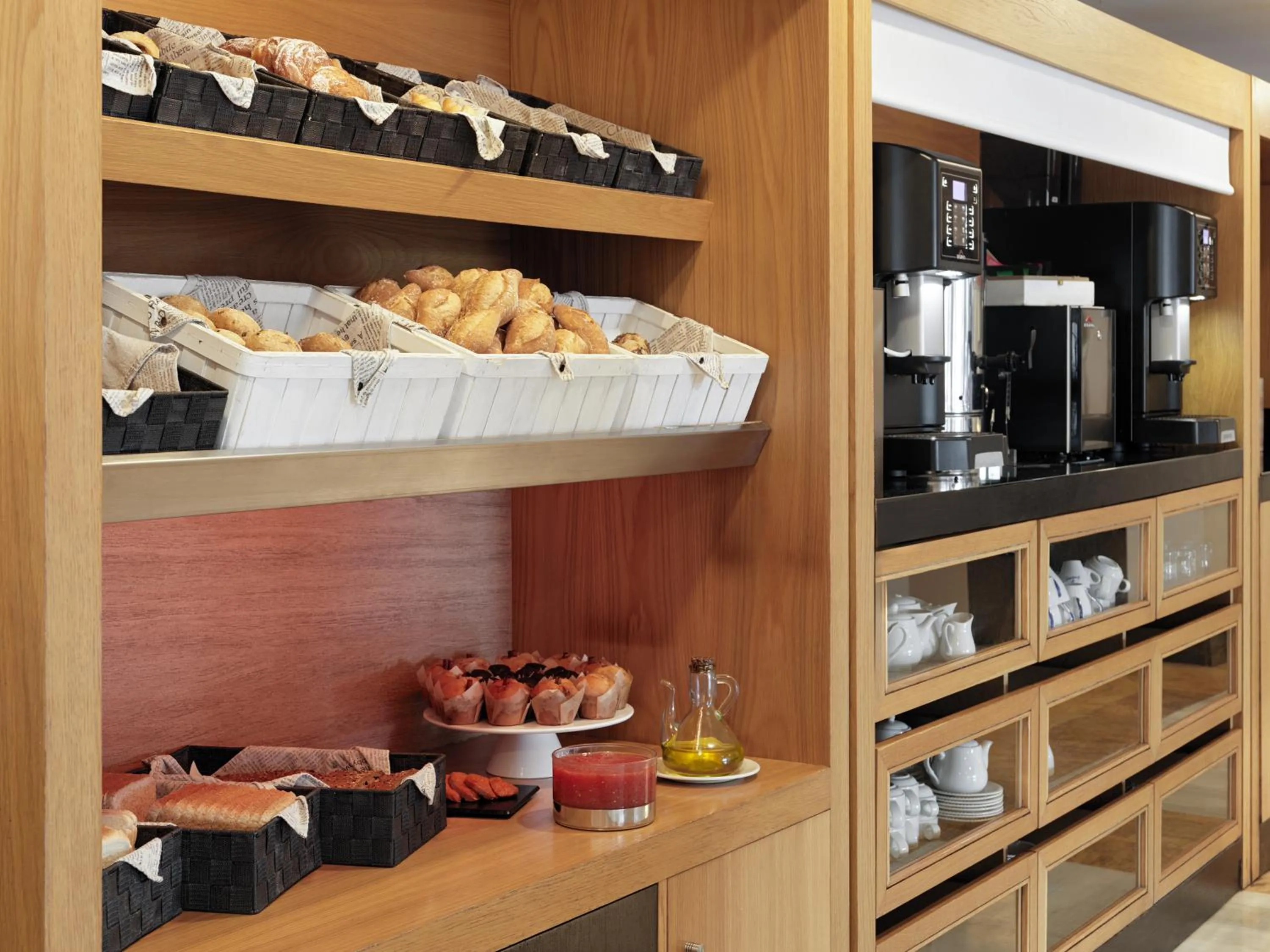 Continental breakfast in Boutique Hotel H10 Blue Mar - Adults Only