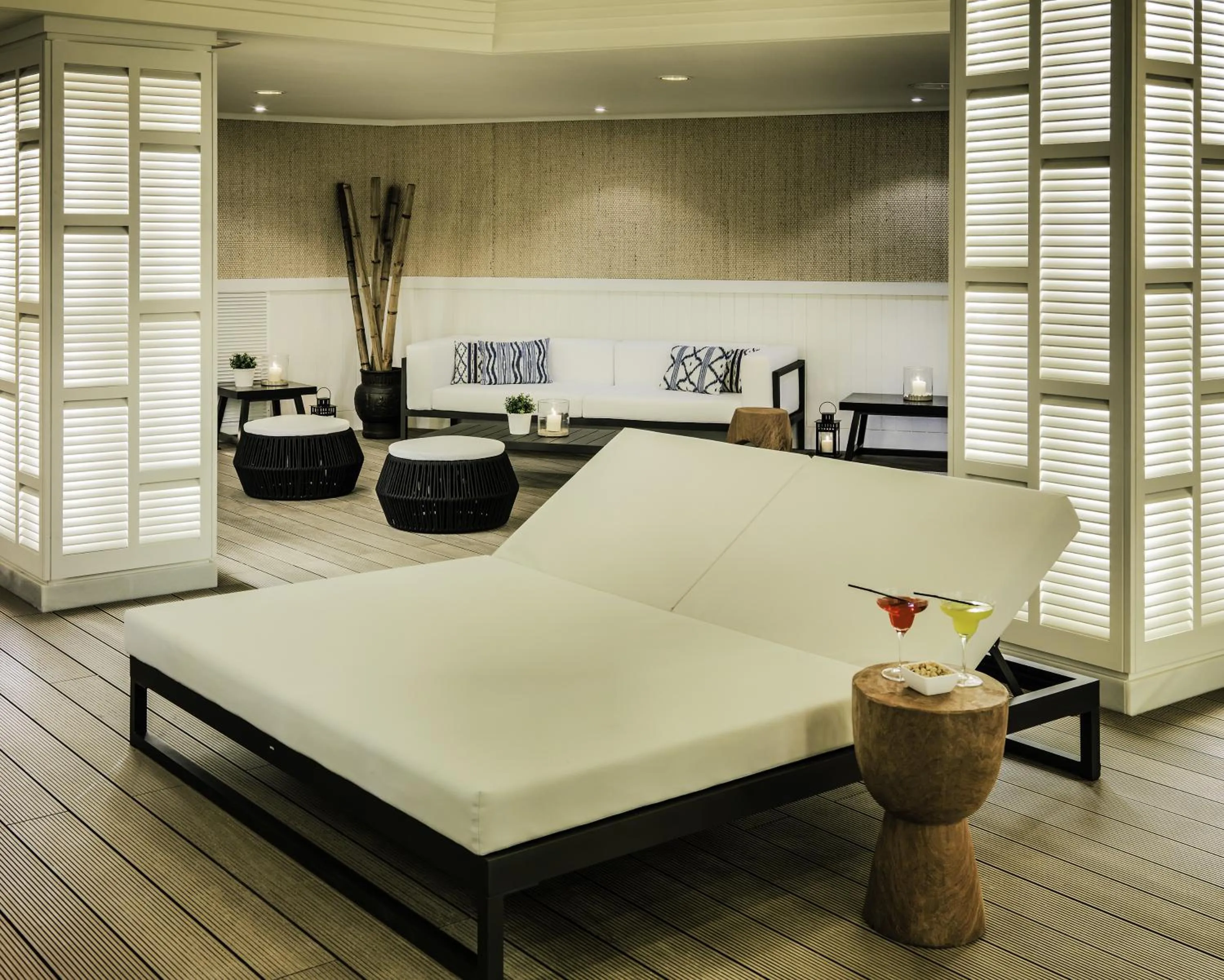 Bed in Boutique Hotel H10 Blue Mar - Adults Only