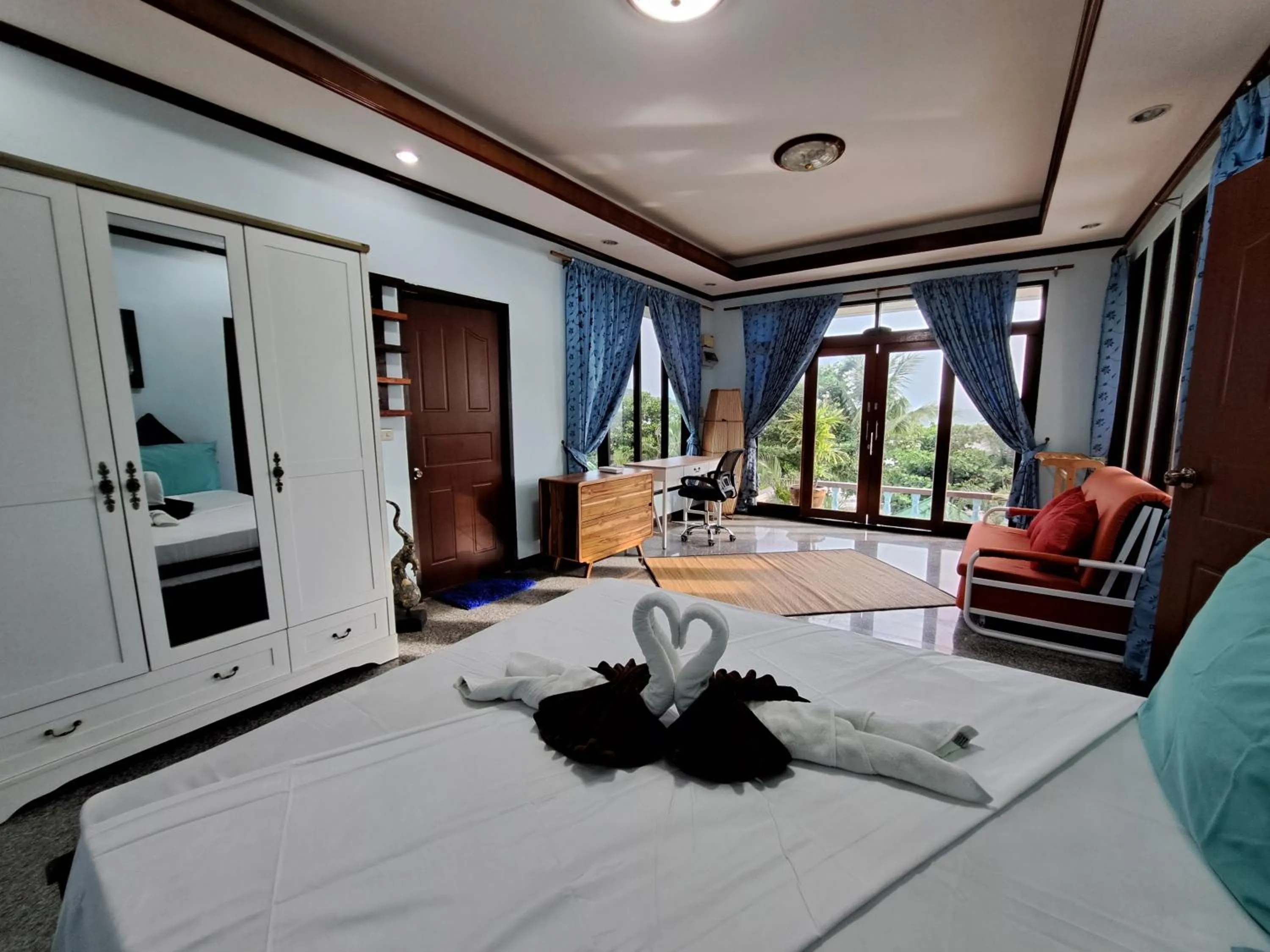 Villa with Sea View in Sense Asia