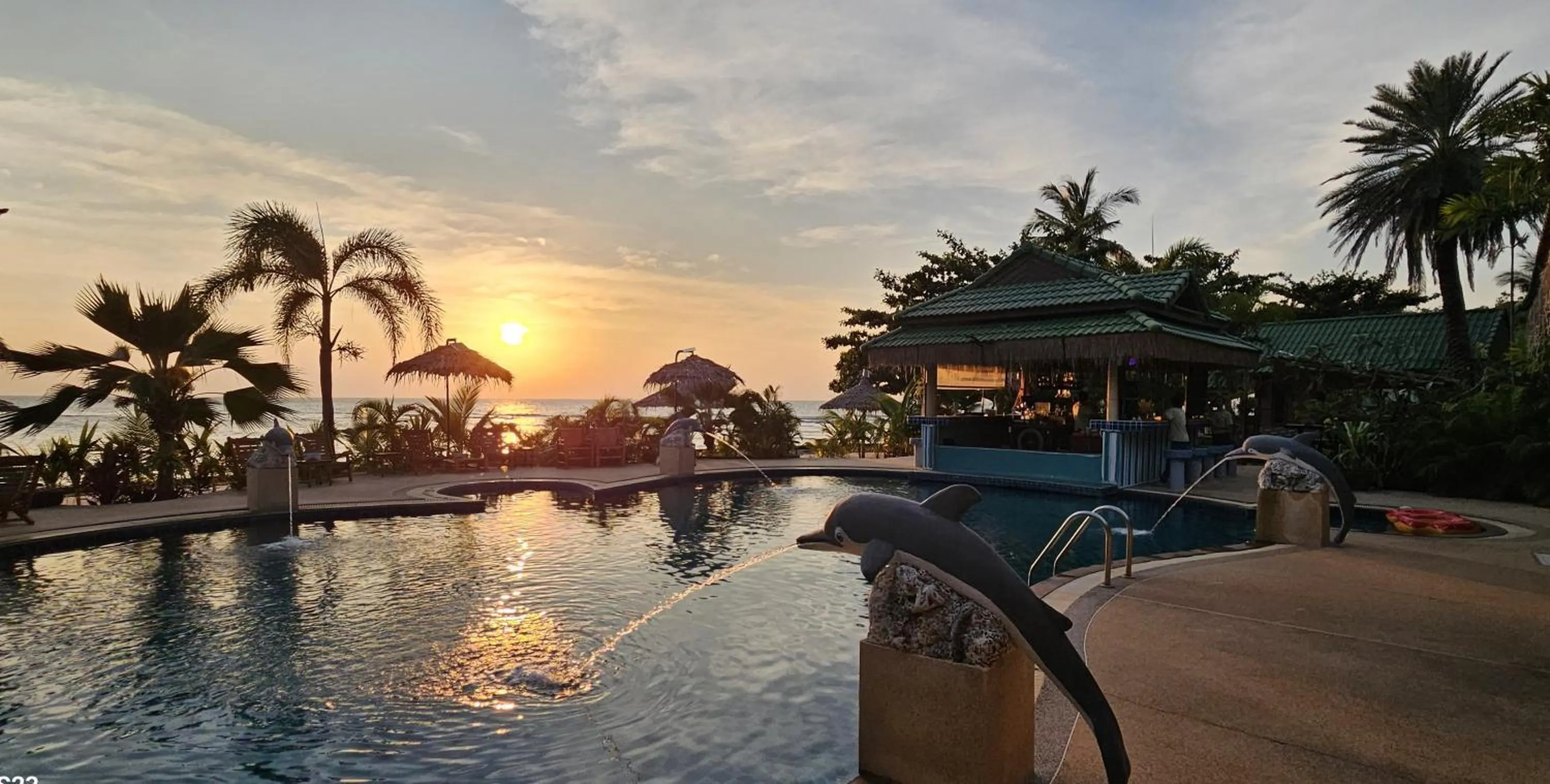 Swimming pool in Sense Asia