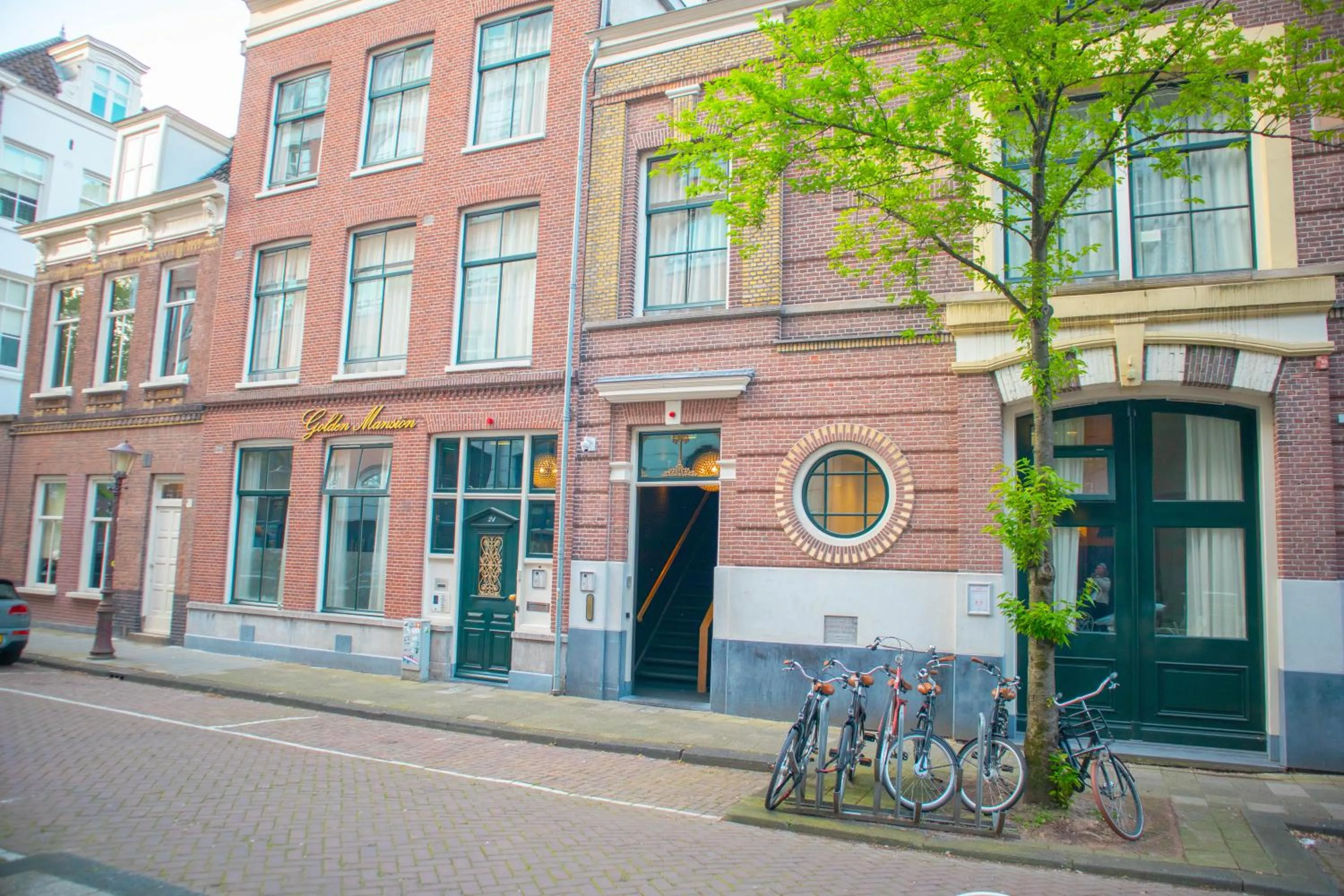 Golden Mansion Aparthotel