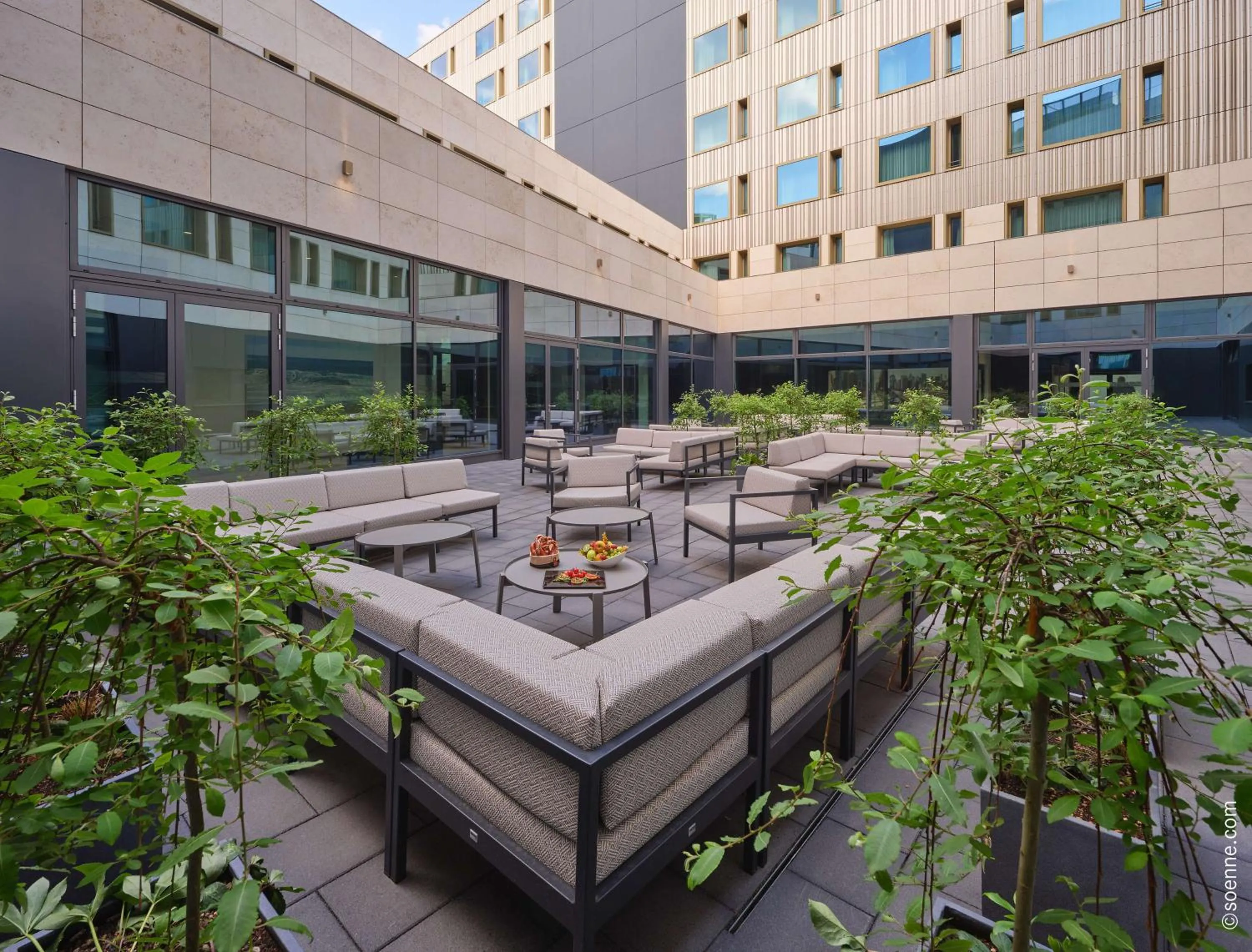 Patio in Dorint Hotel München/Garching