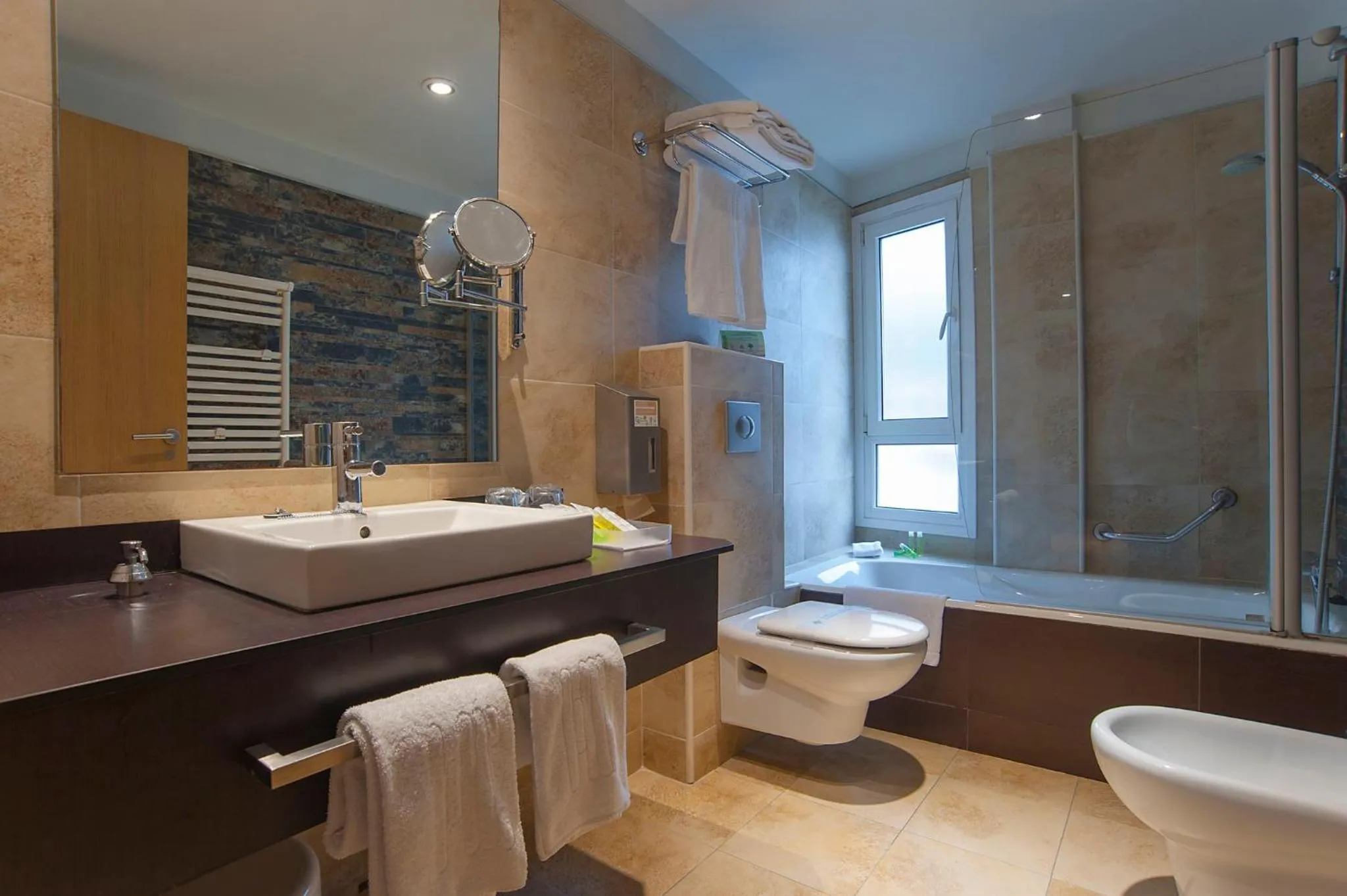 Bathroom in Sercotel Codina