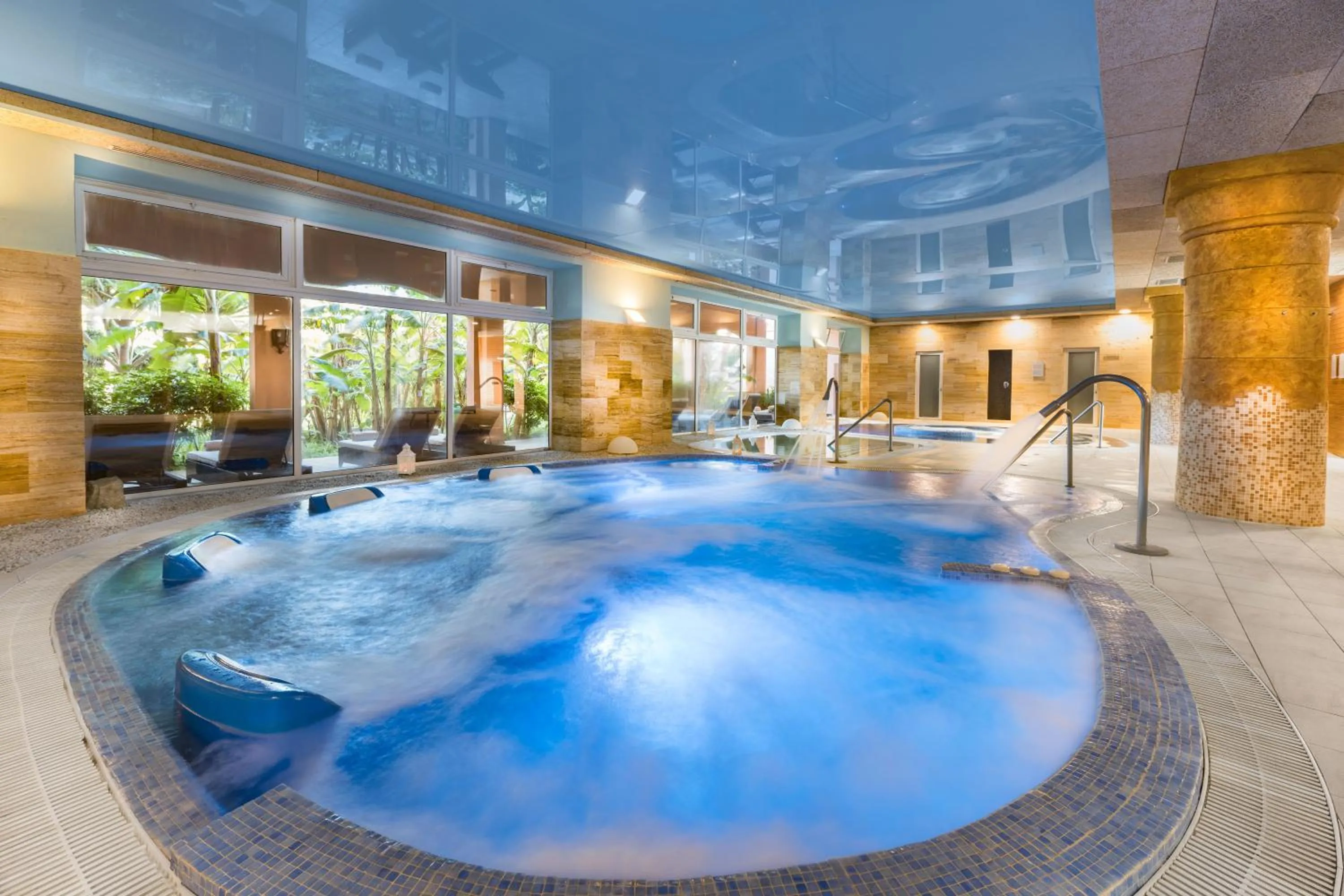 Spa and wellness centre/facilities in Elba Estepona Gran Hotel & Thalasso Spa
