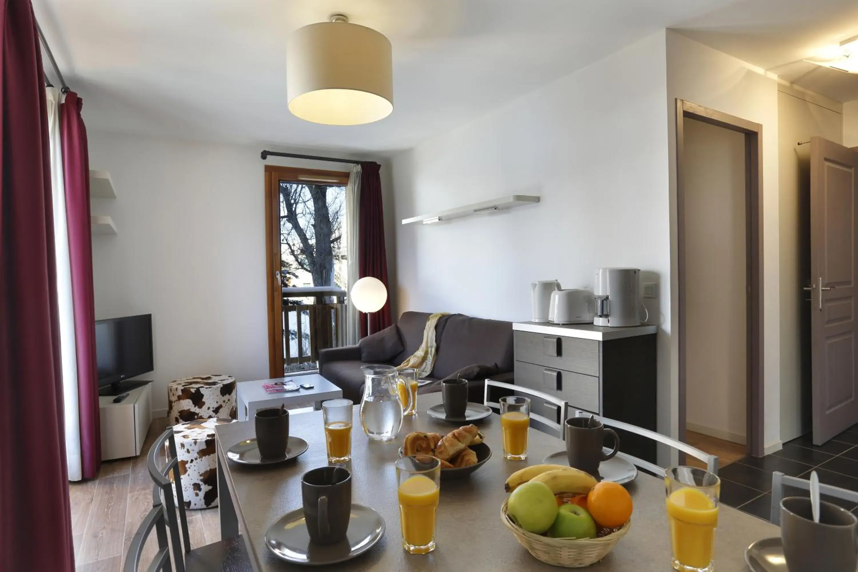 Two-Bedroom Apartment (6 Adults) in Vacancéole - Au Coeur des Ours Two-Bedroom Apartment (6 Adults) in Vacancéole - Au Coeur des Ours